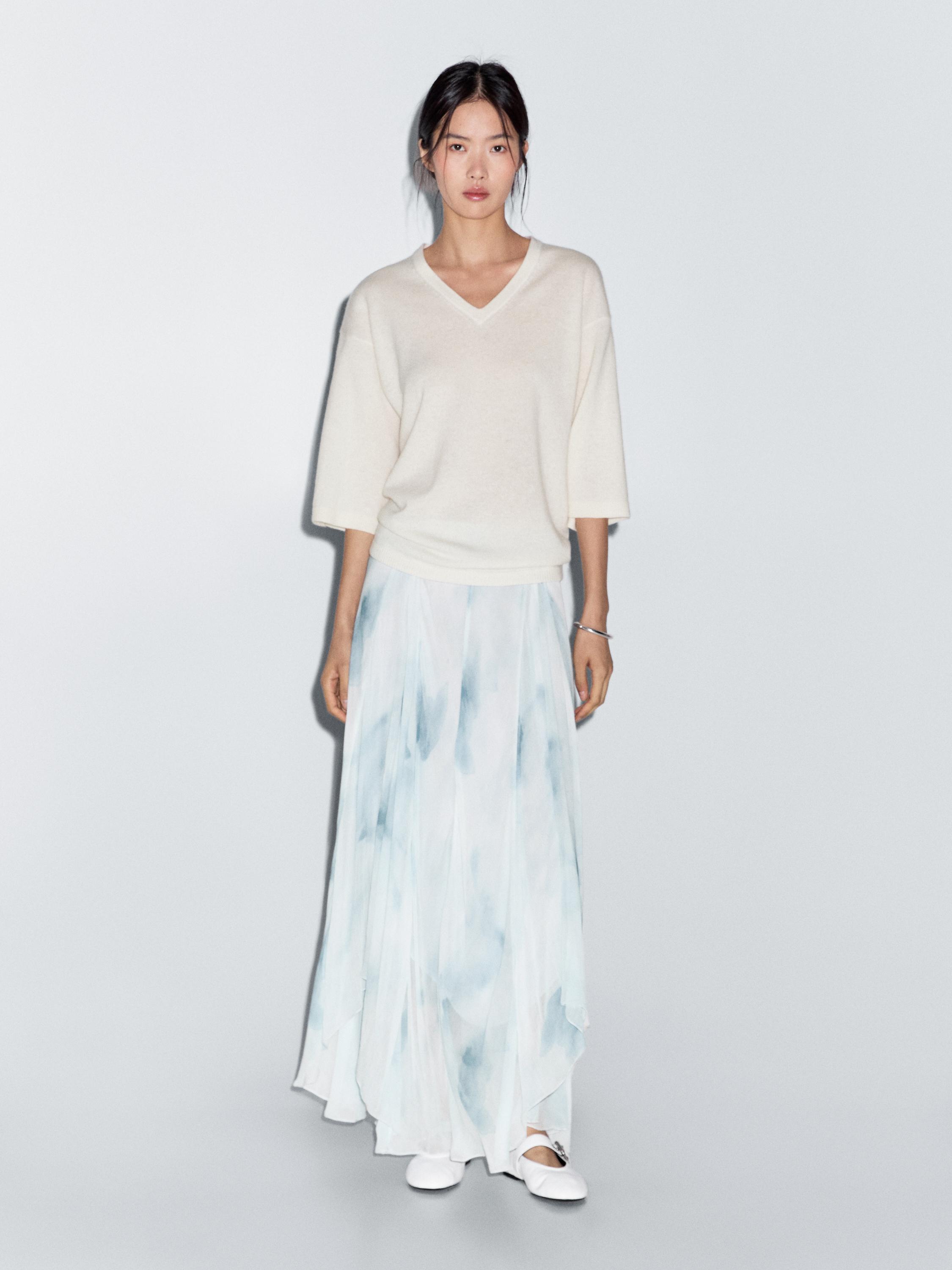Flowing midi skirt with ruffles