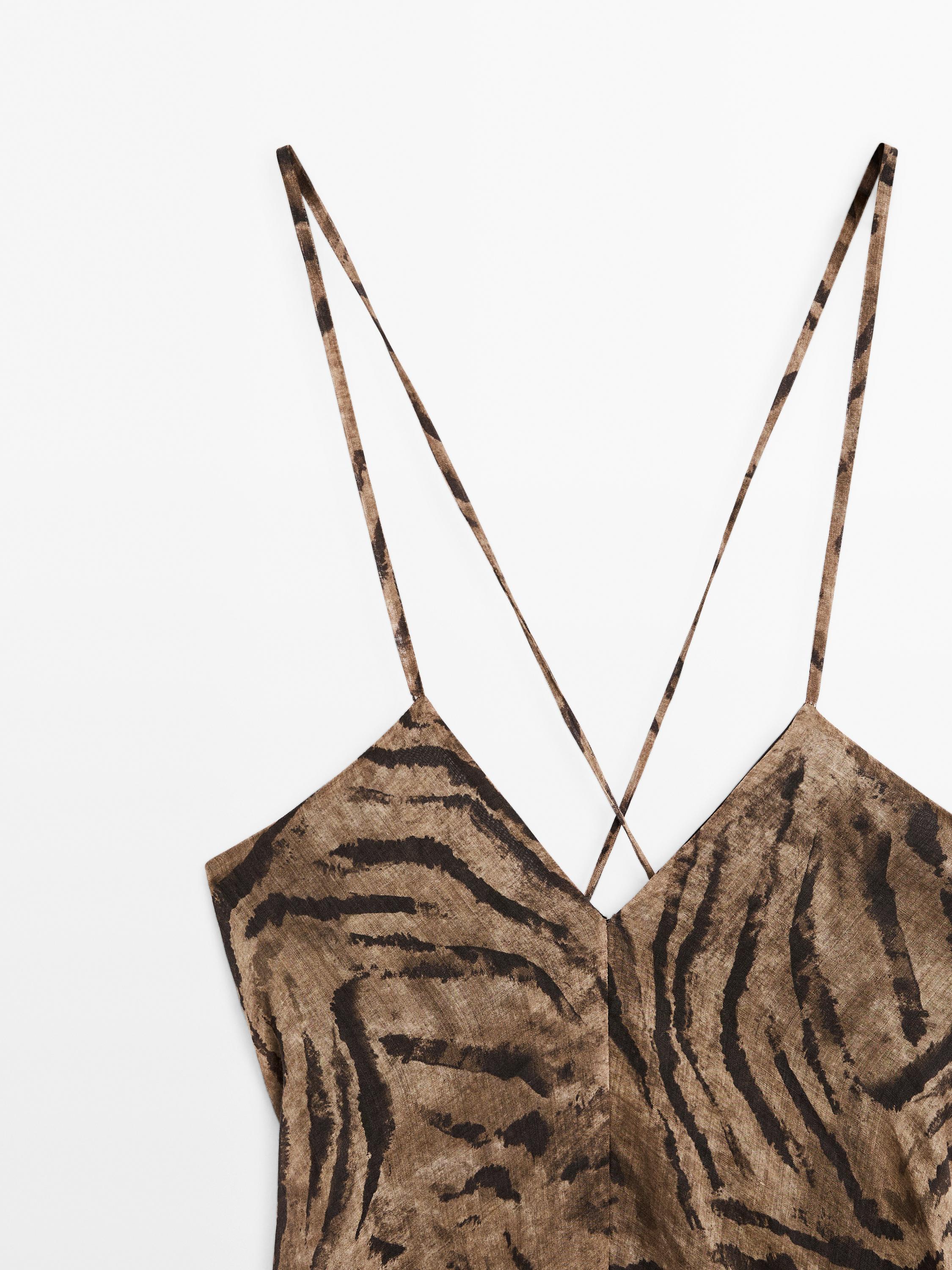 Langes Kleid aus Ramiemischgewebe mit Animalprint
