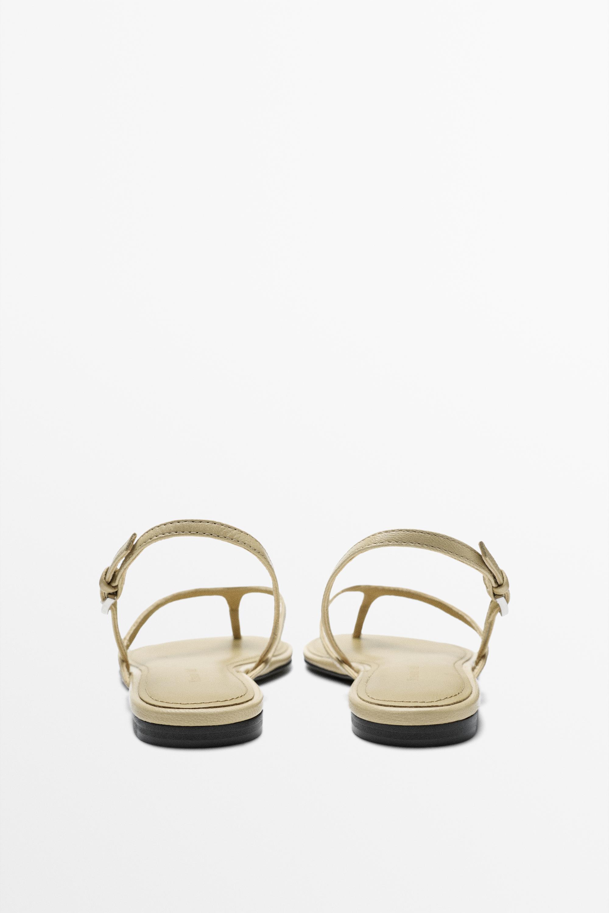 Flat leather sandals — CREAM