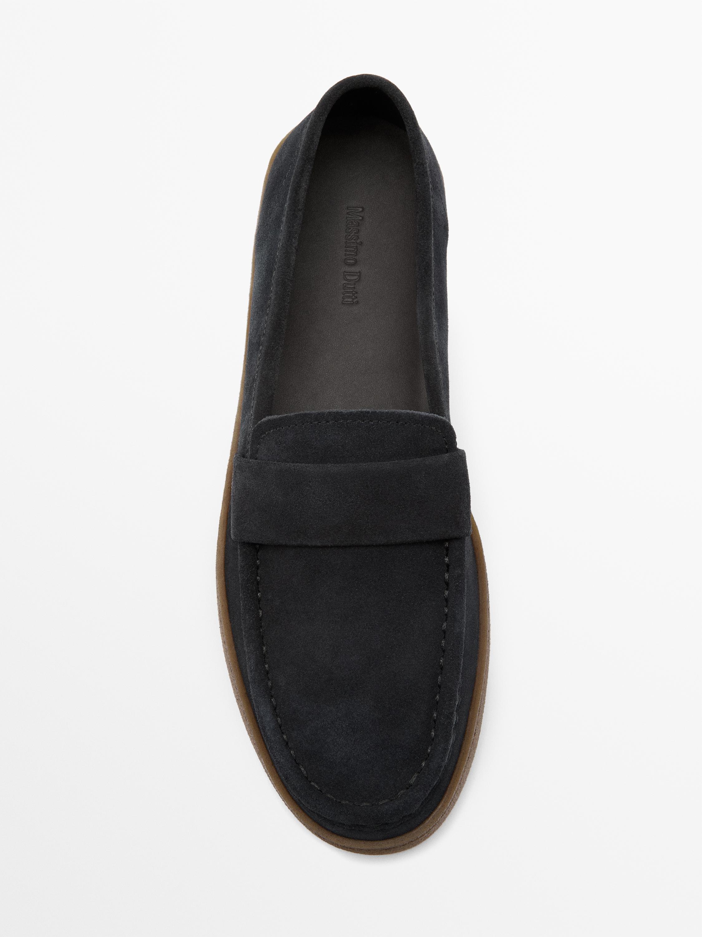 Split leather loafers with caramel sole — Dark blue