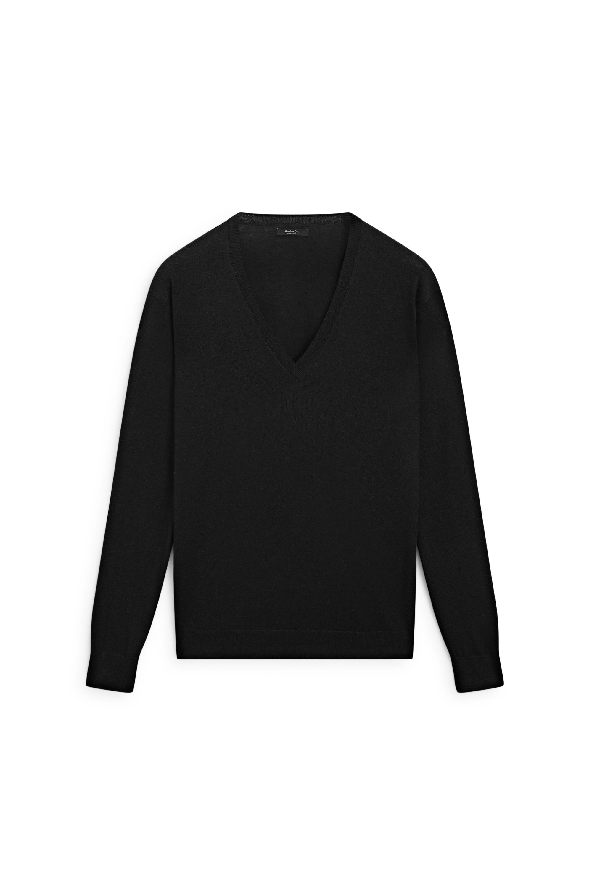 V-neck knit sweater — BLACK