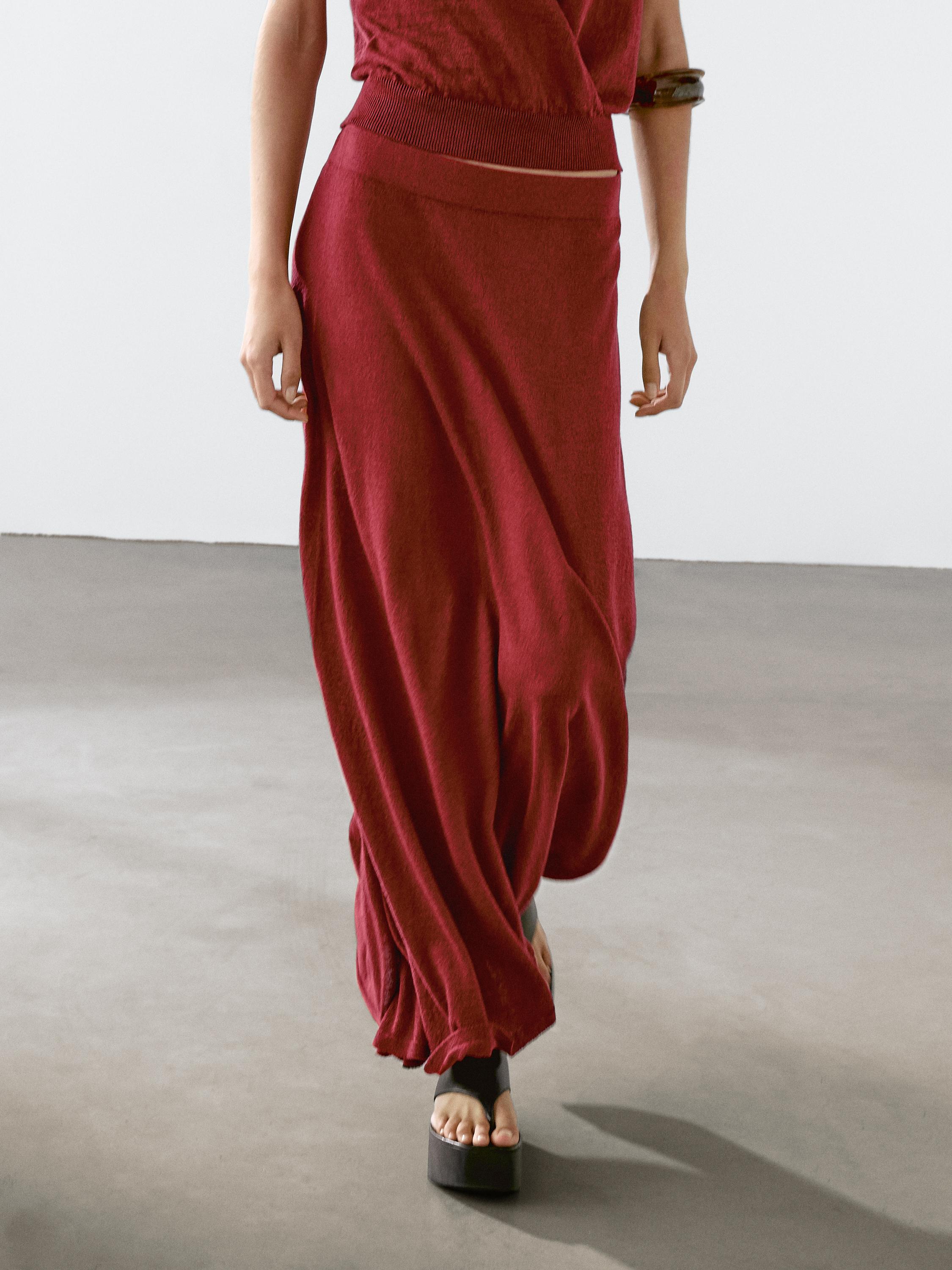 Long linen blend knit skirt