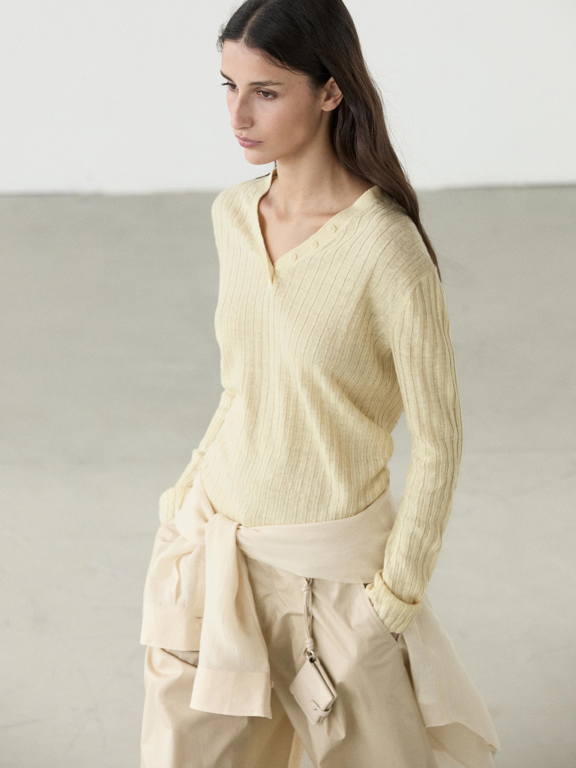 100% linen knit sweater with button details — Vanilla