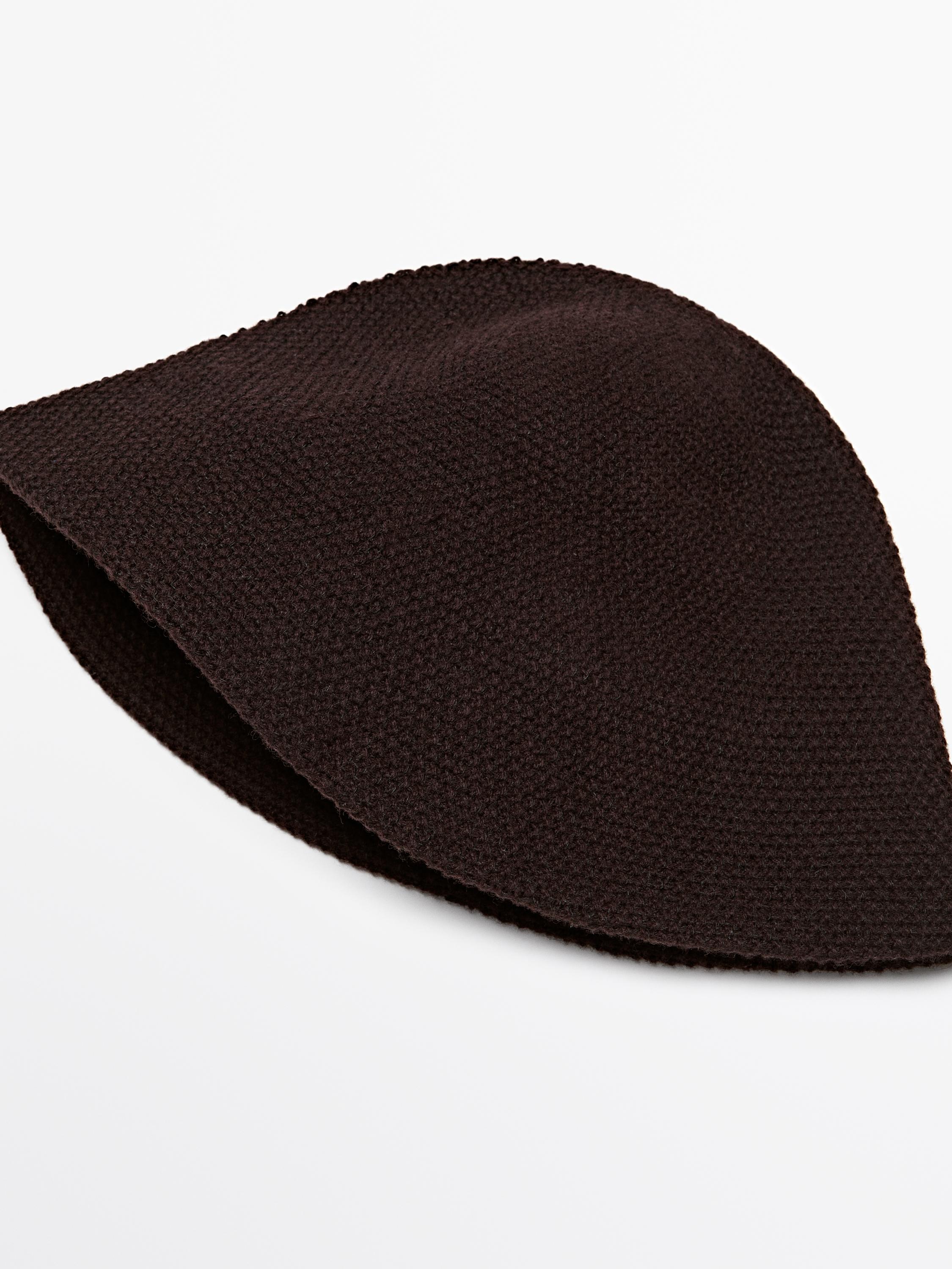 Wool blend knit beanie — BROWN