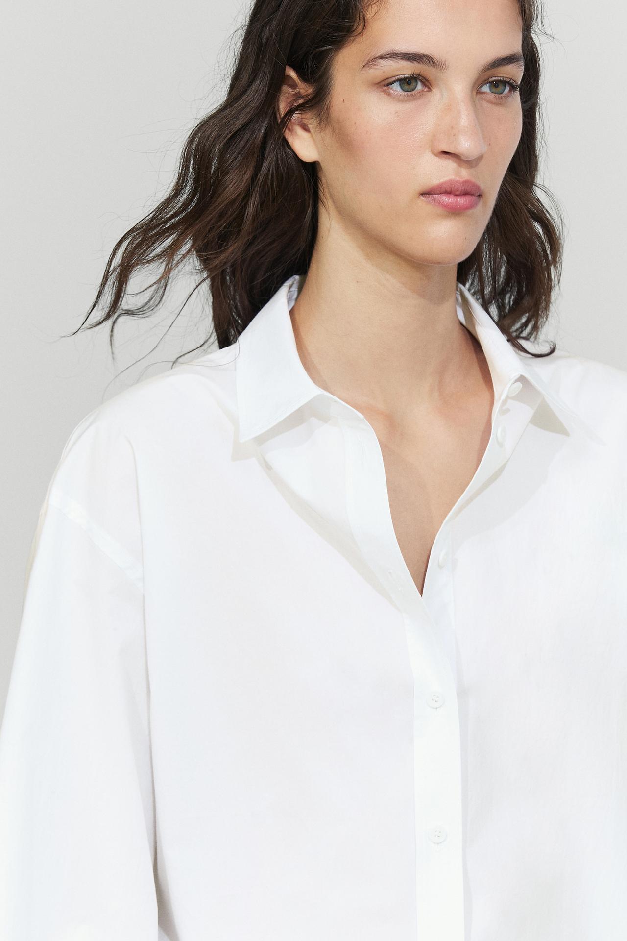 100% cotton poplin shirt with back detail — WHITE