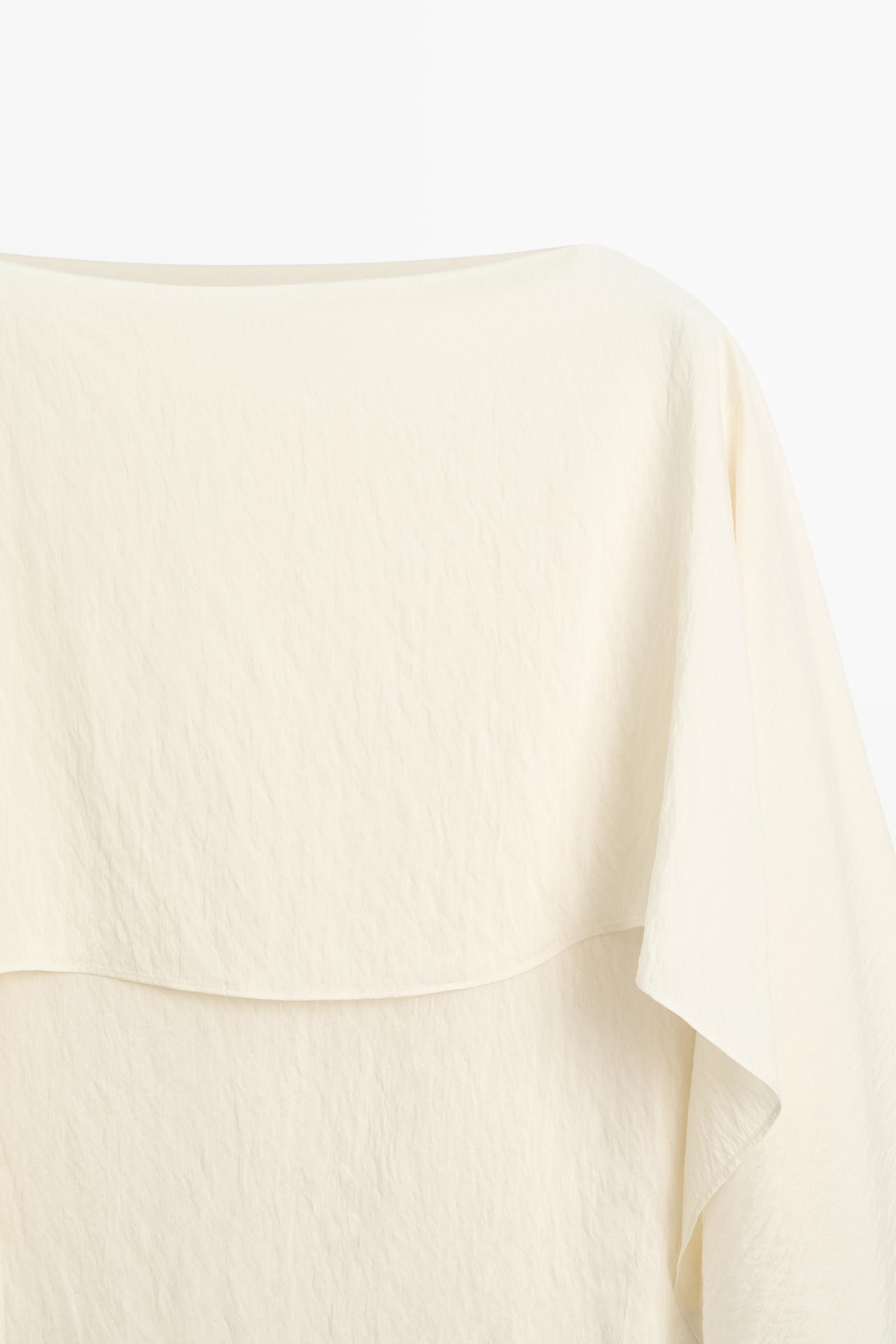 Flowing cape-style blouse — Off white