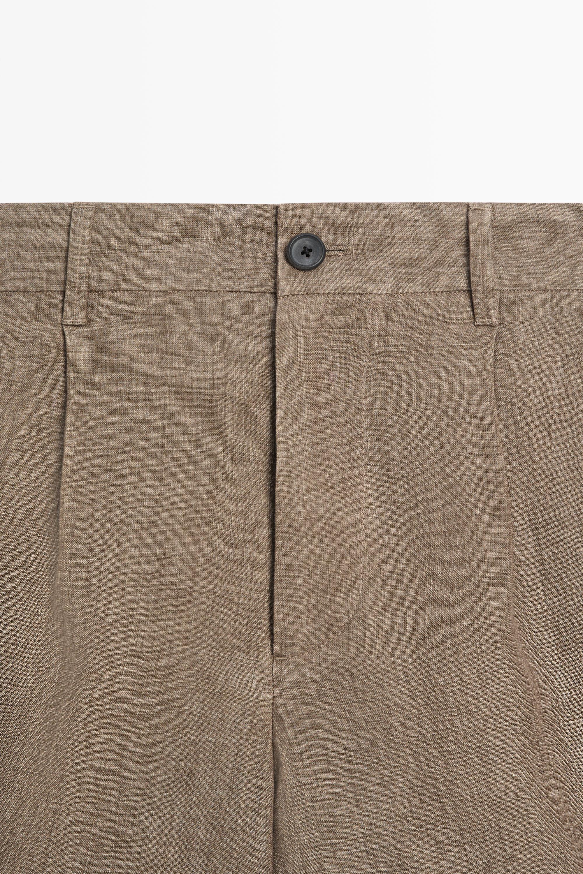 100% linen darted Bermuda shorts — Faded khaki