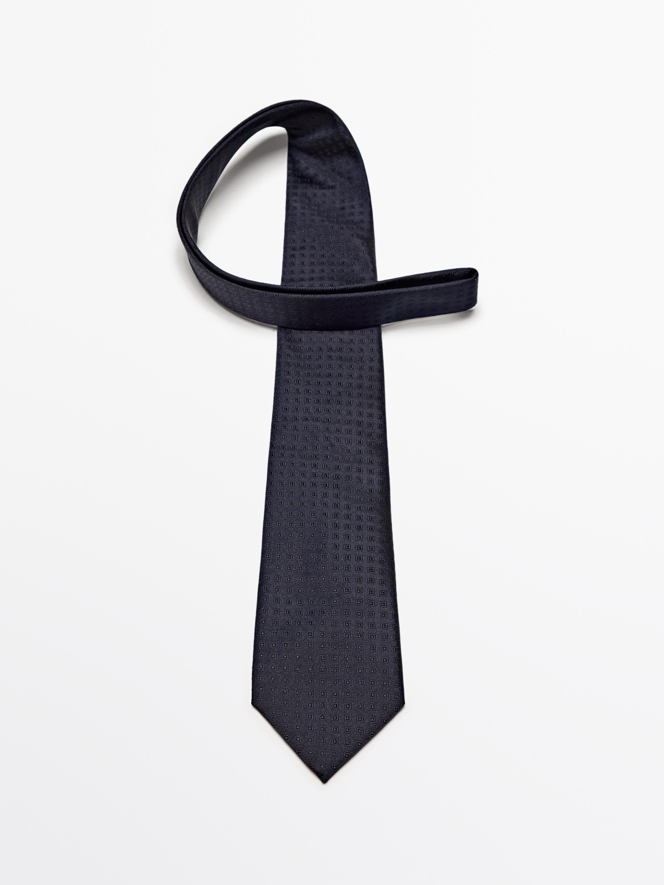 Mulberry silk micro-textured tie