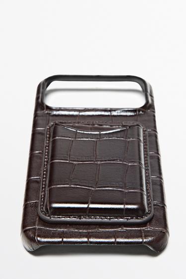 Textured Nappa leather iPhone 17 Pro Max case — BROWN 5