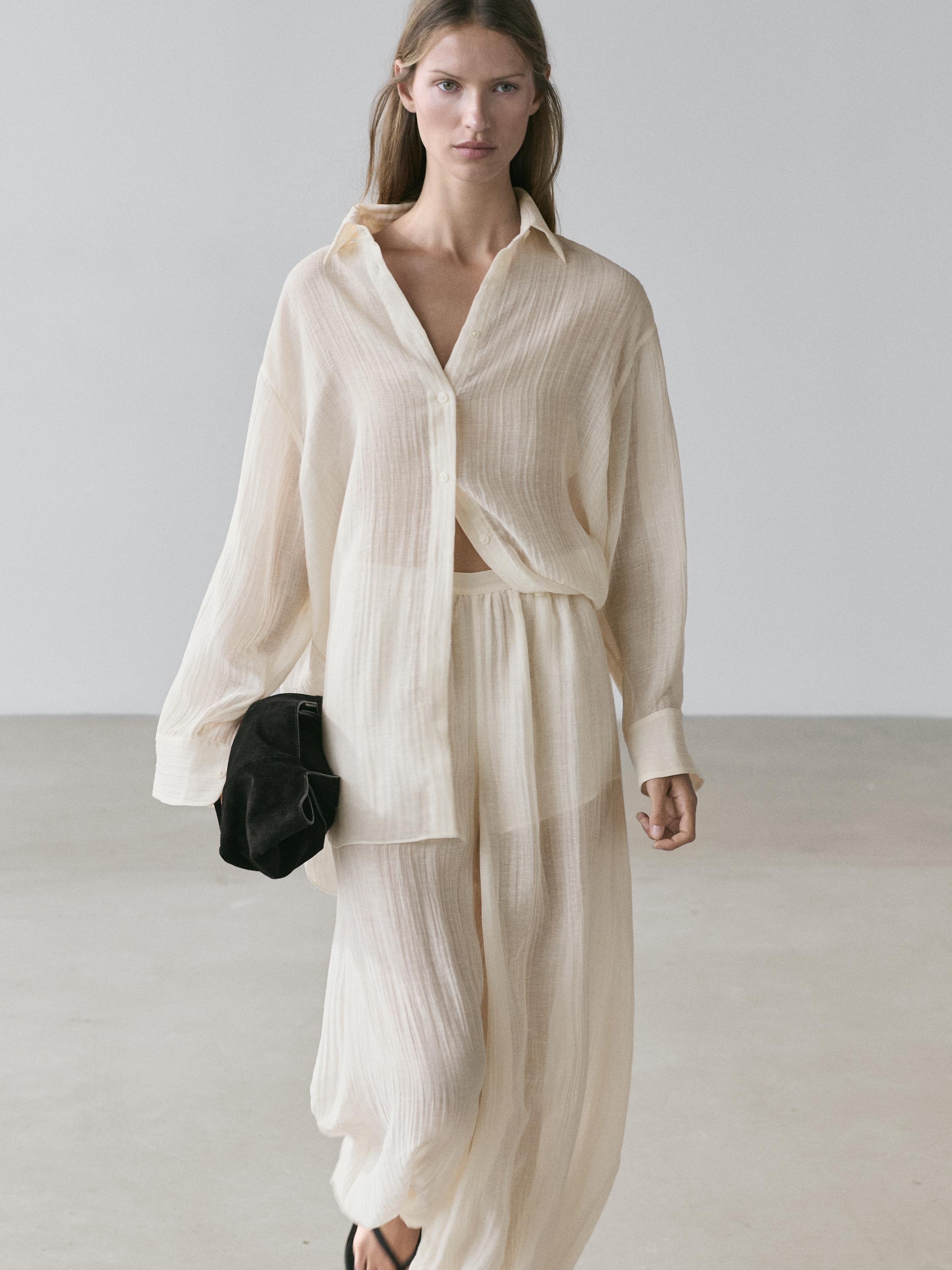 Flowing shirt with pleated detail — IVORY