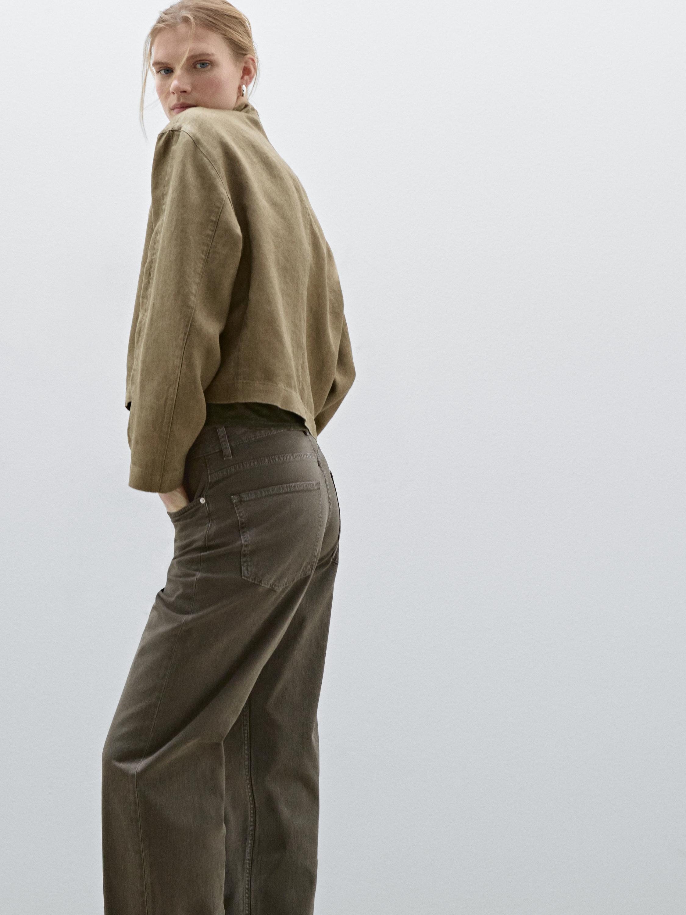 Mid-rise straight-leg jeans