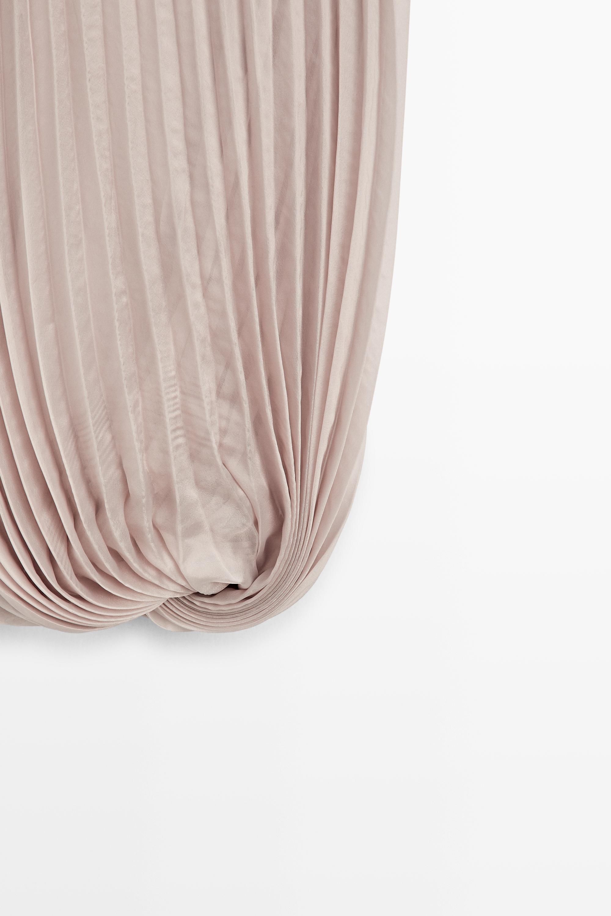 Pleated Bubble Hem Midi Skirt - STUDIO — Pink