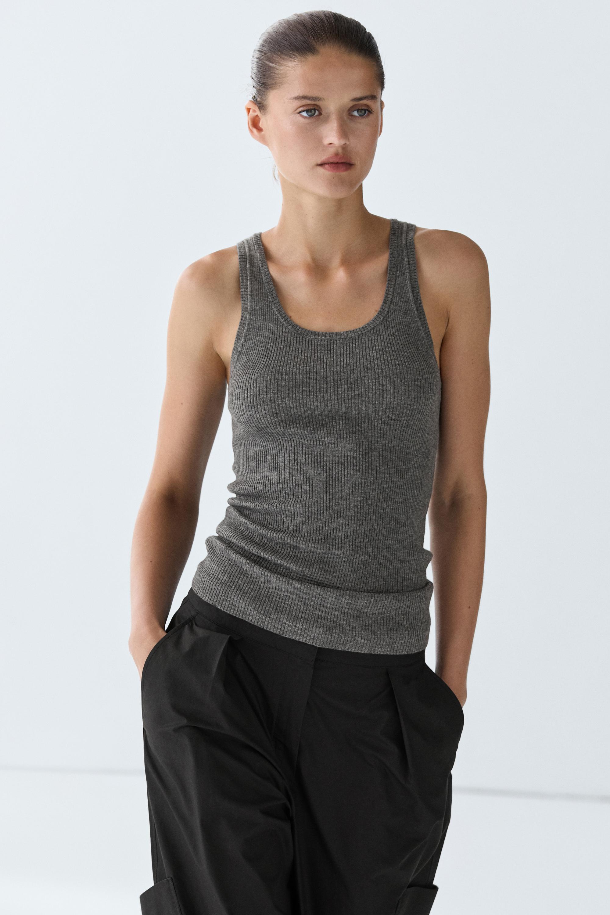 Ribbed knit top — GREY