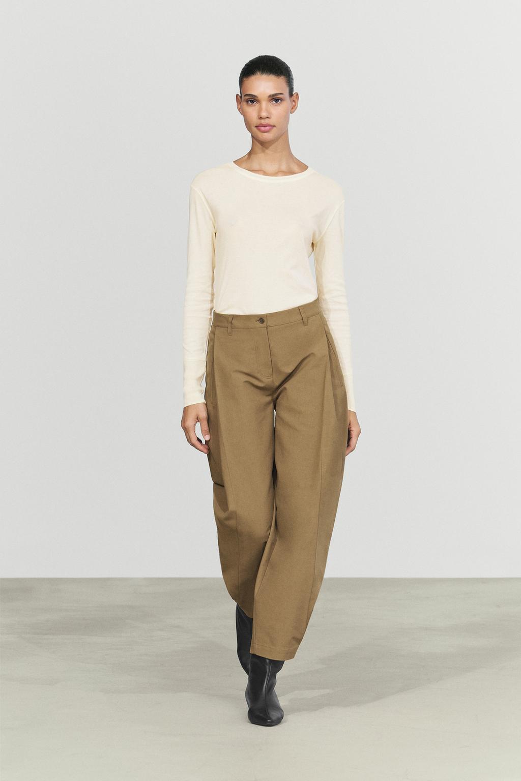 긴소매 커프스 디테일 티셔츠 · 바닐라, 오프 화이트, 레드, 블랙 · 서클 | Massimo Dutti