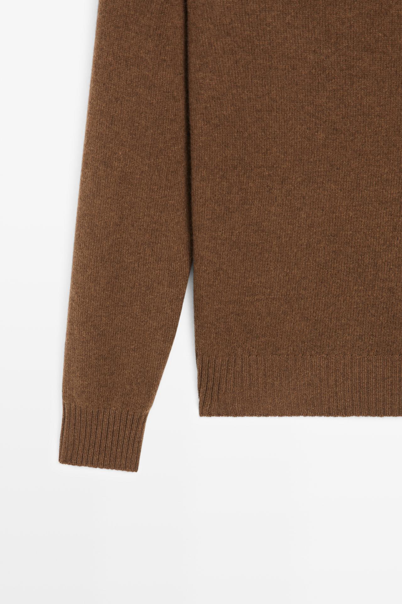 Wool-blend knit sweater with round neck — Wine Red