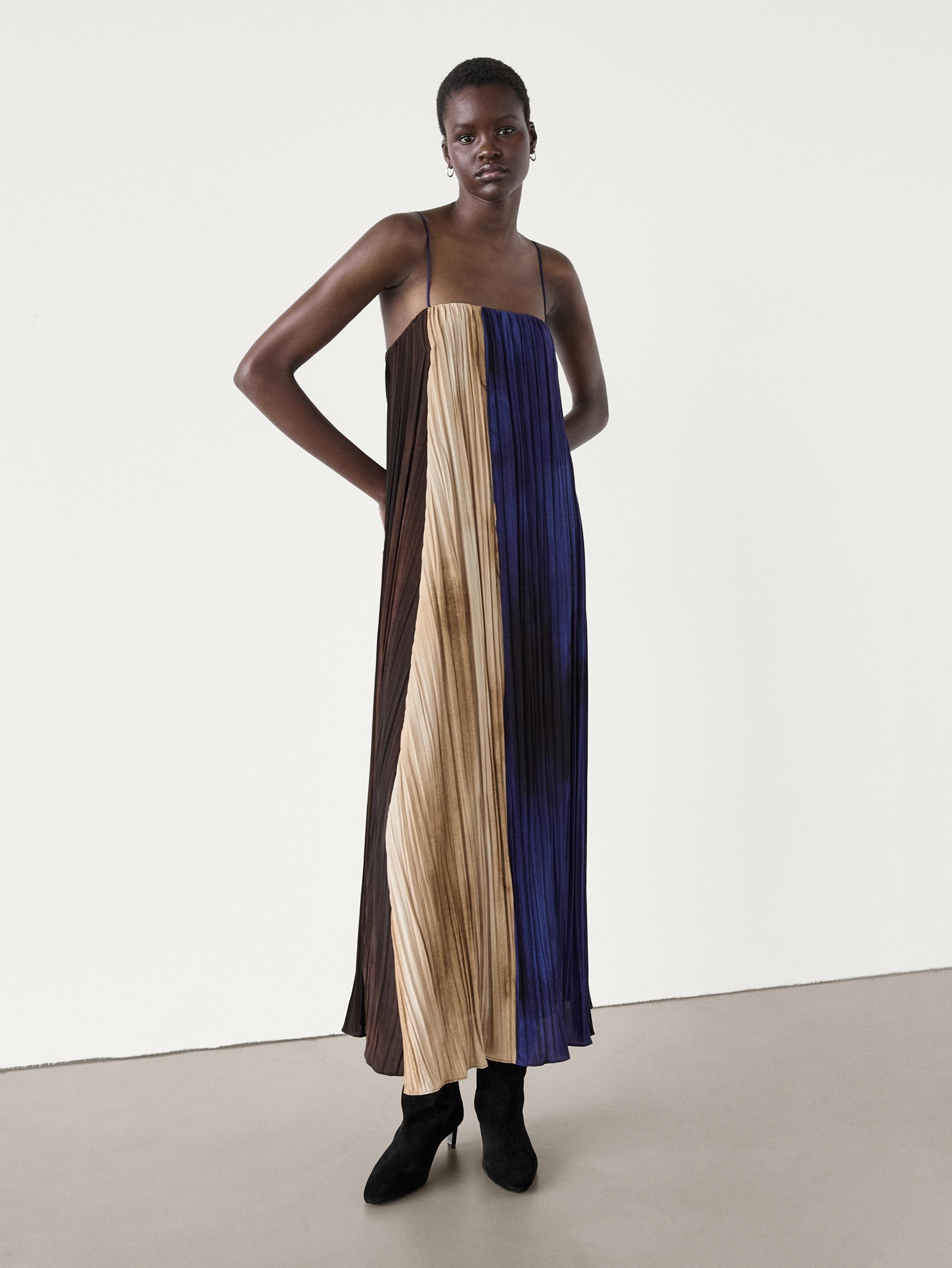Robe longue imprimée plissée
