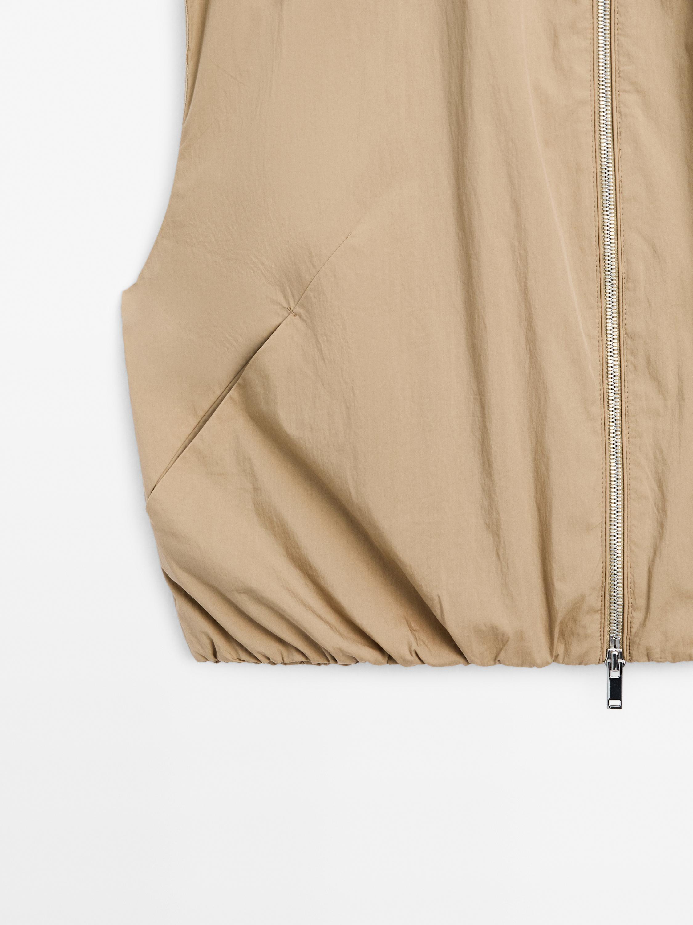 Kamizelka z ozdobnym marszczeniem