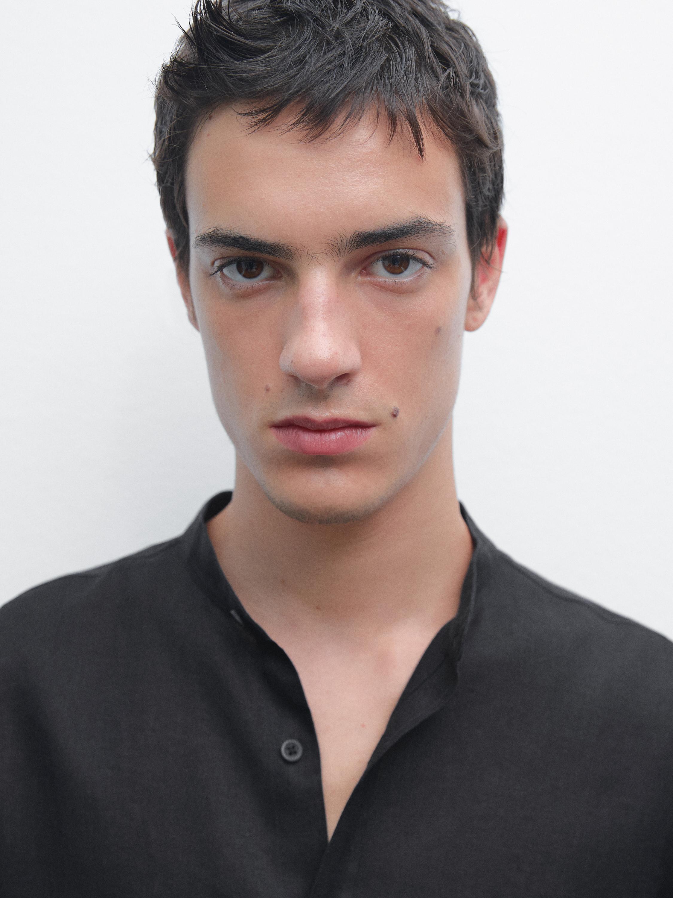 Regular-fit shirt with stand collar