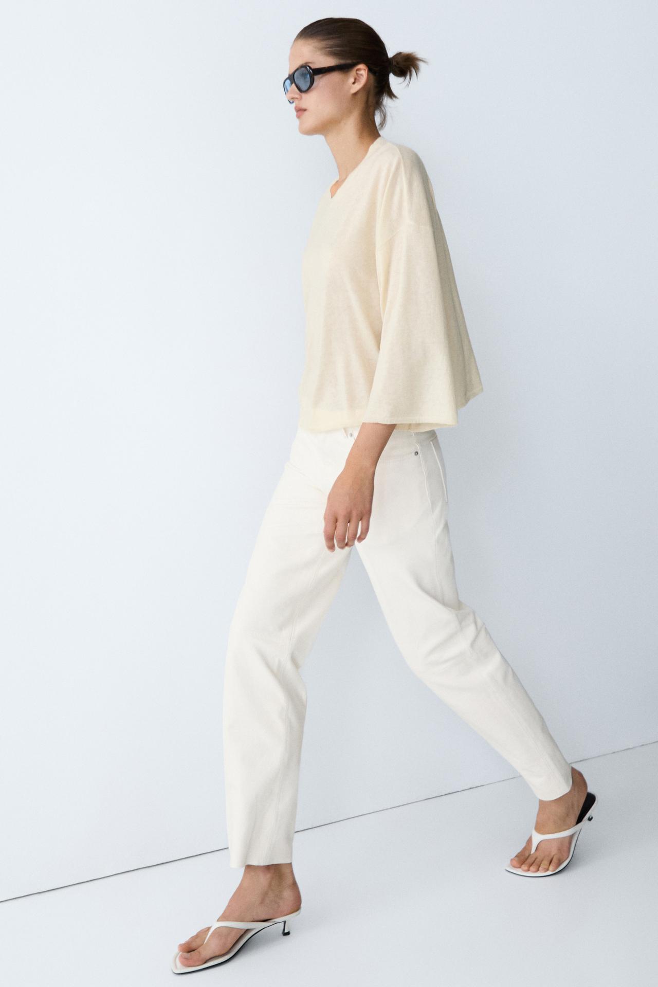 Round neck knit sweater — Vanilla