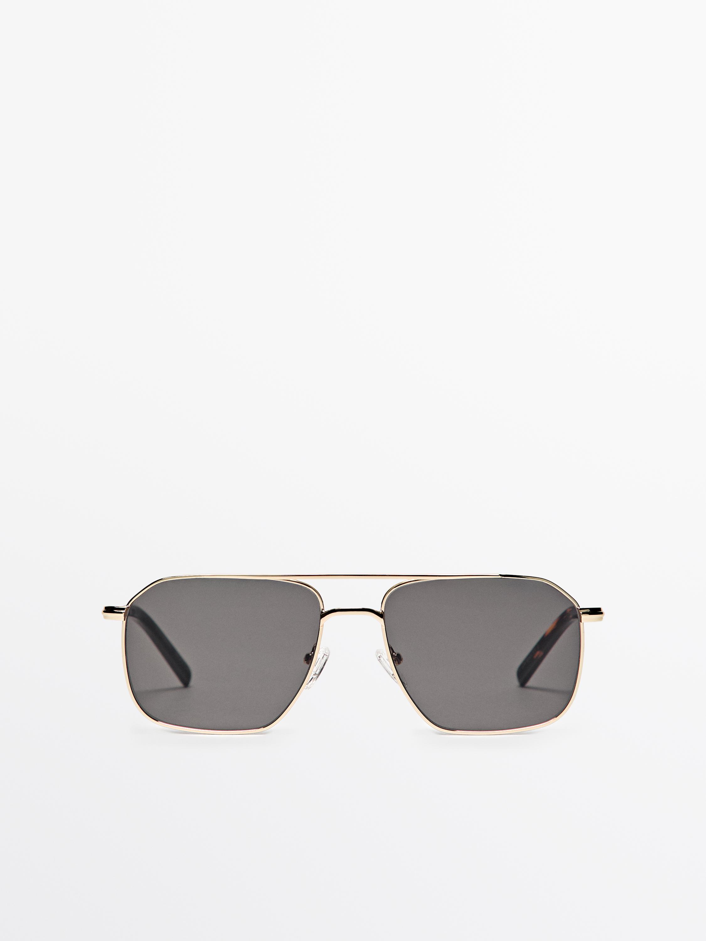 Metallic aviator sunglasses