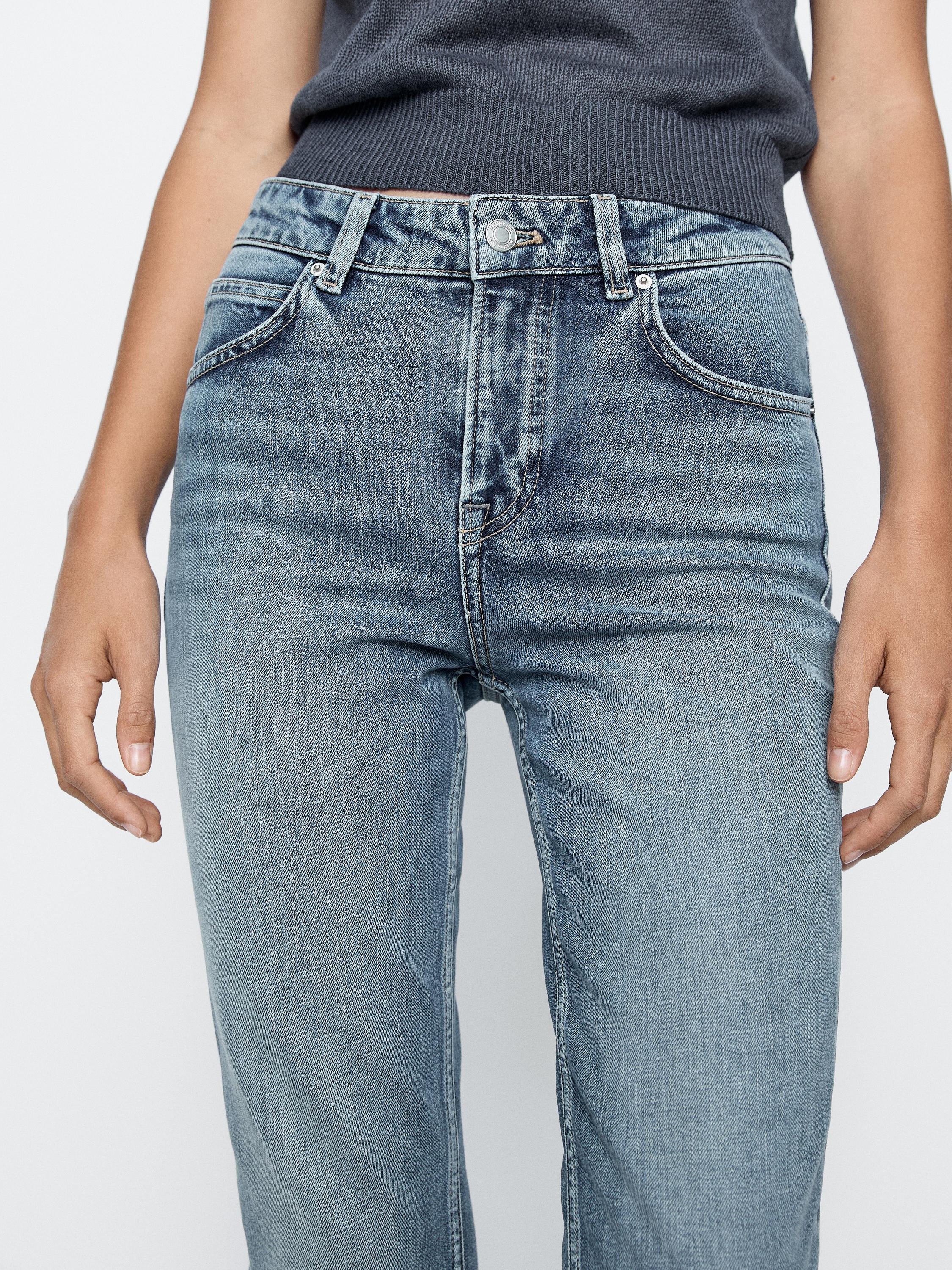 Mid-rise slim fit jeans · Light Blue, Medium Blue, Pearl