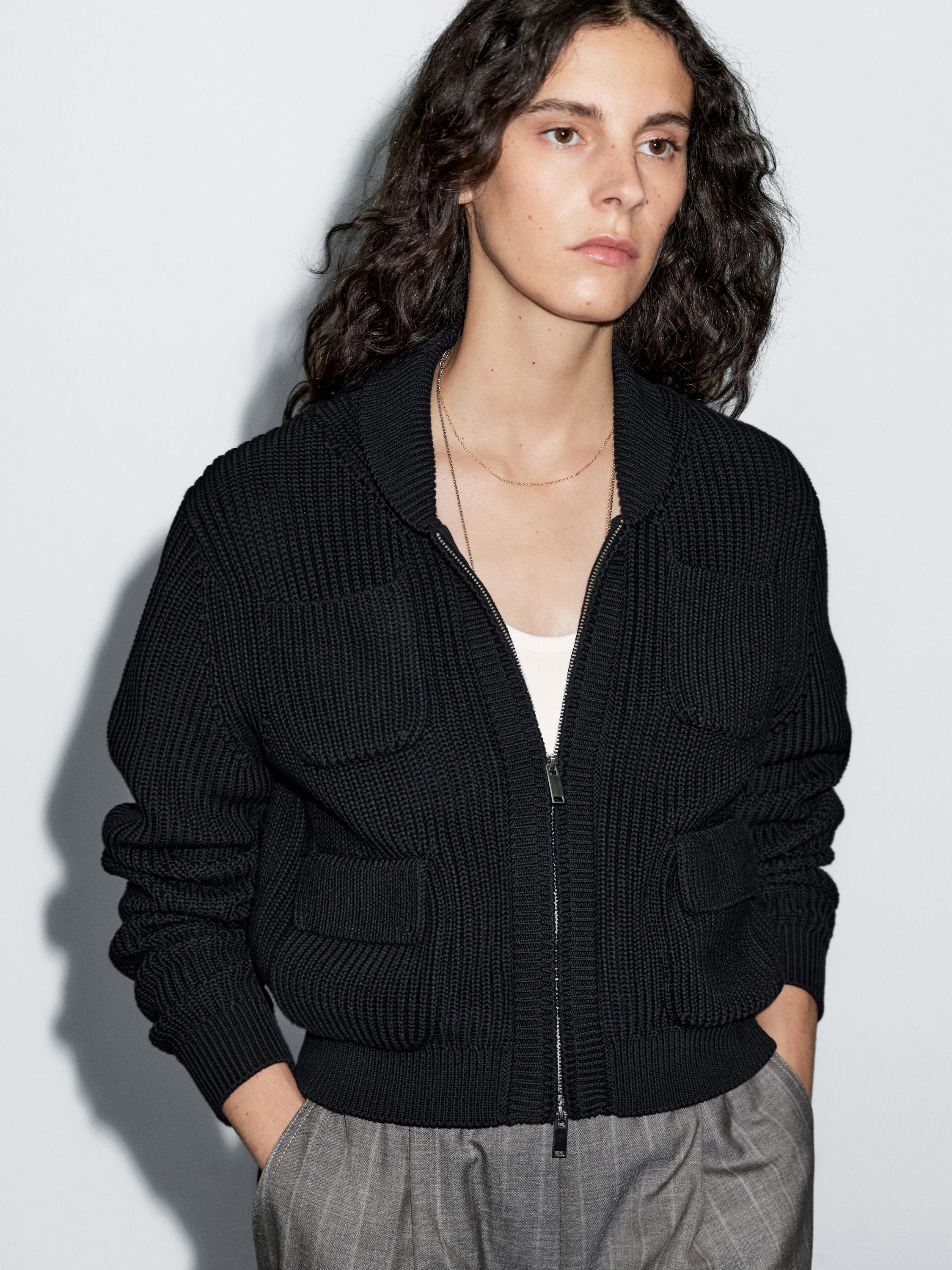 Zip-up knit cardigan