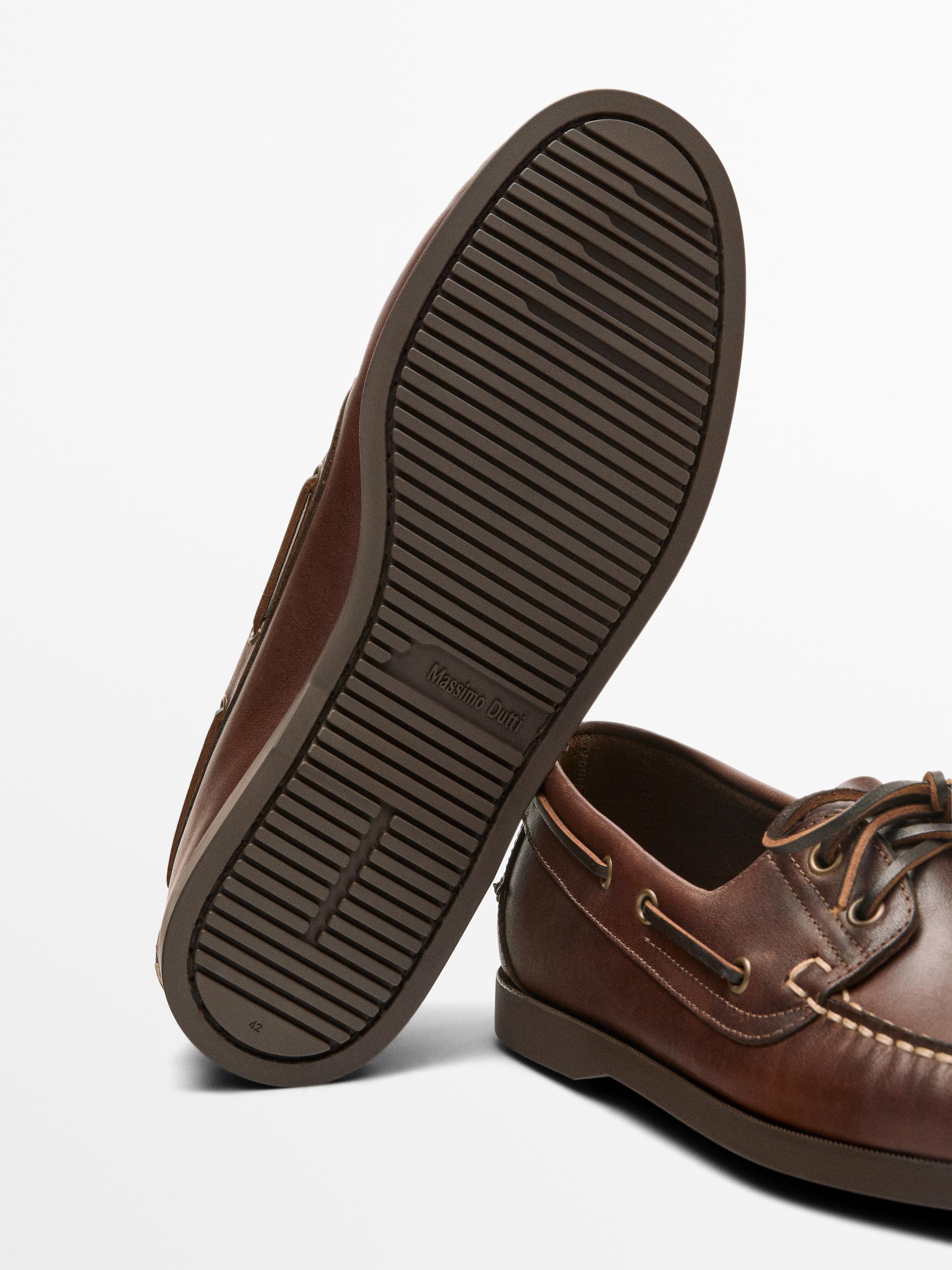Leather deck shoes — TAN