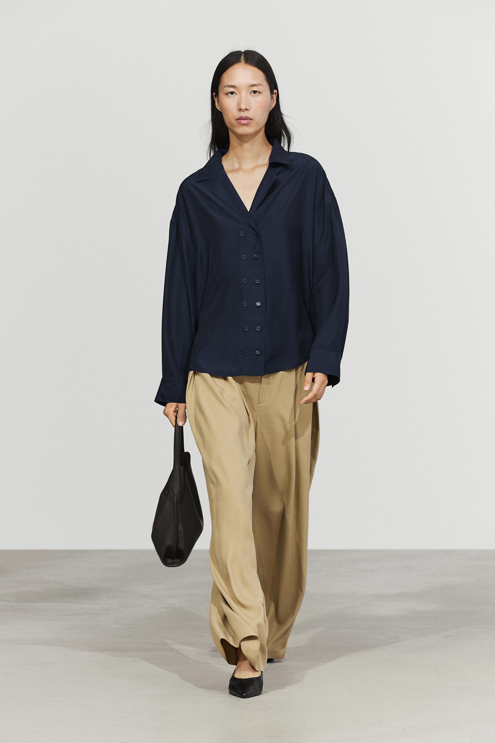 Flowing double-breasted shirt