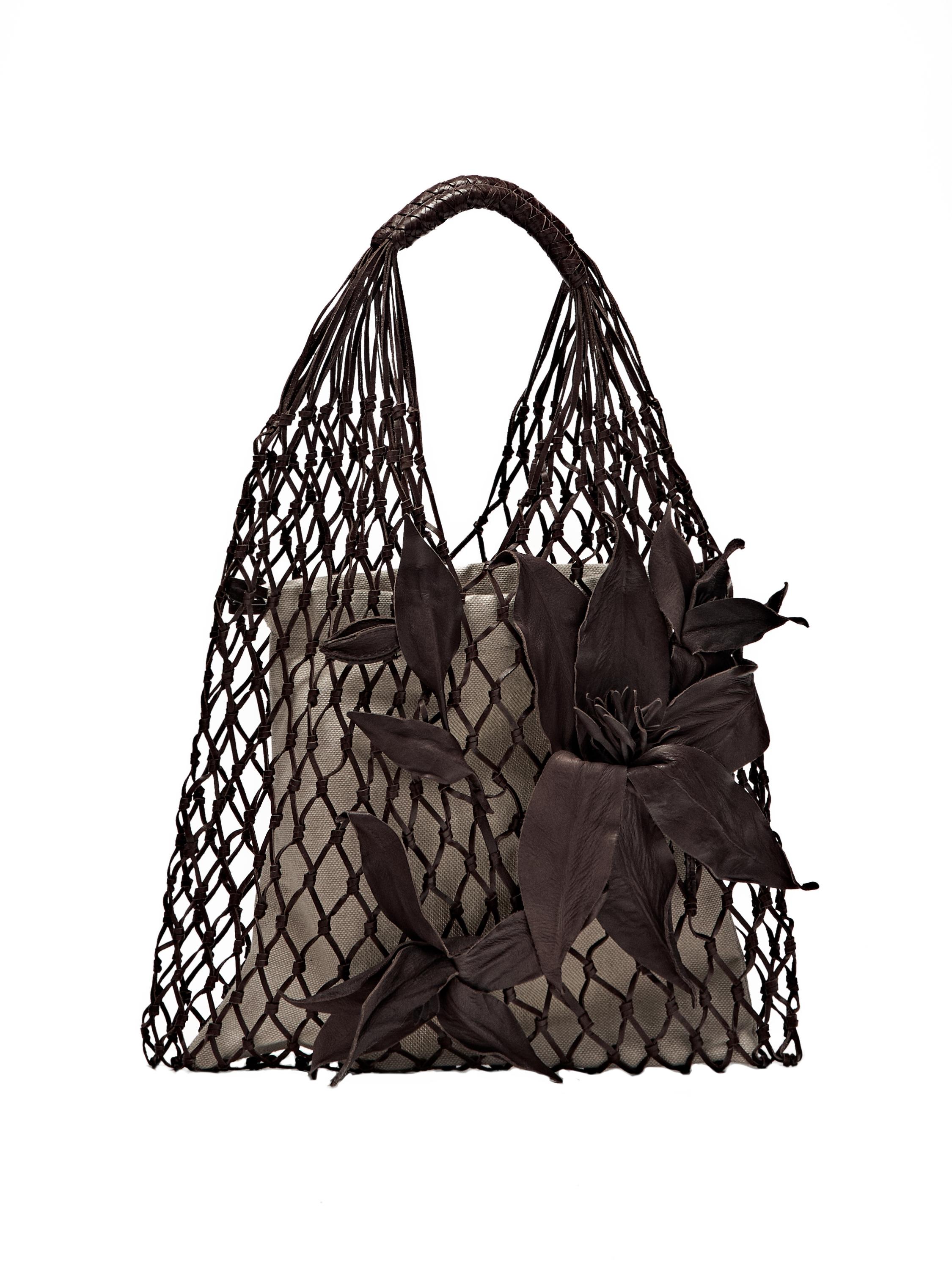 【MassimoDutti】ソフトナッパバケットバッグ 6902/604 Soft nappa bucket bag · Black, Brown · Leather Outerwear