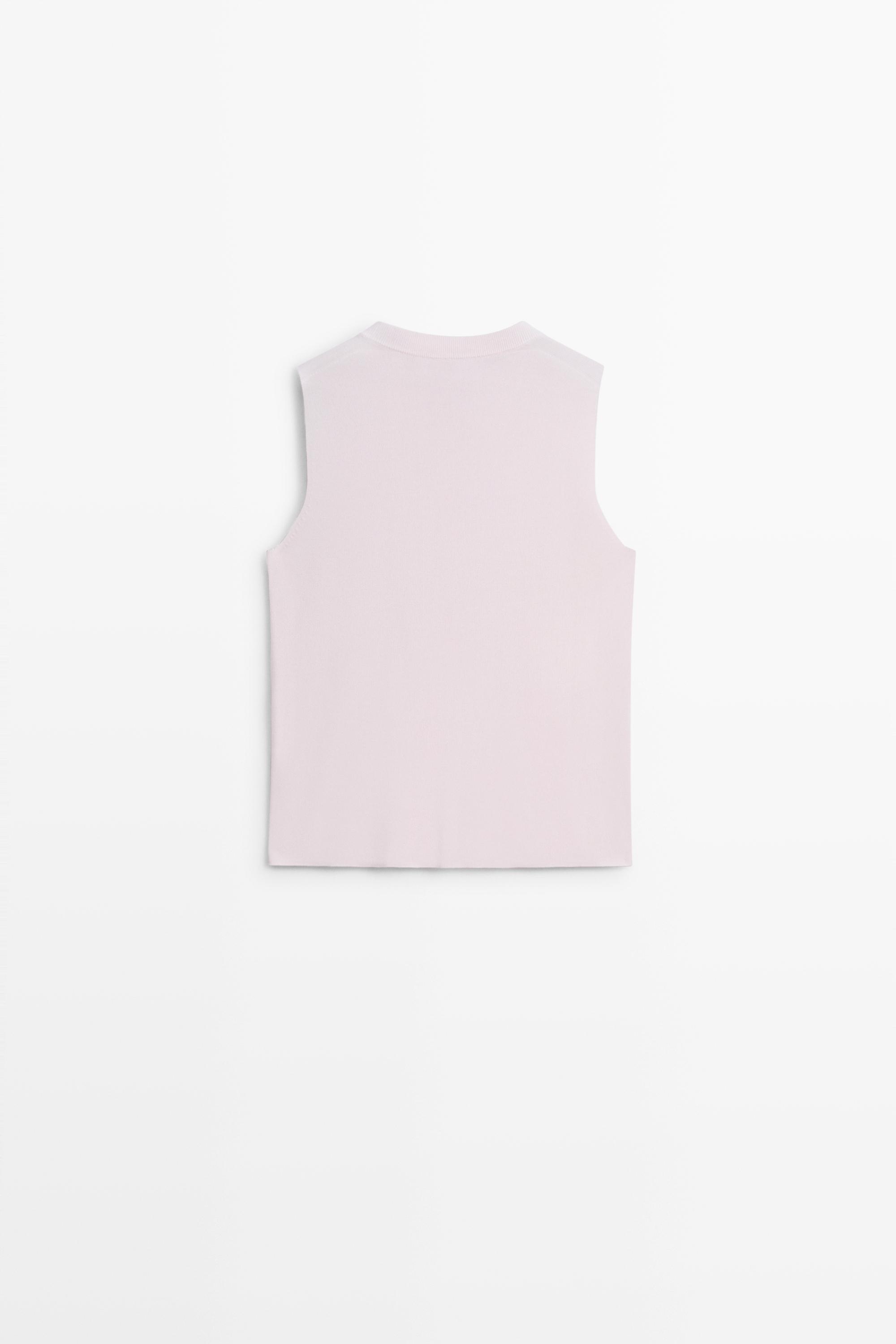 Fine-knit vest with covered buttons — PINK