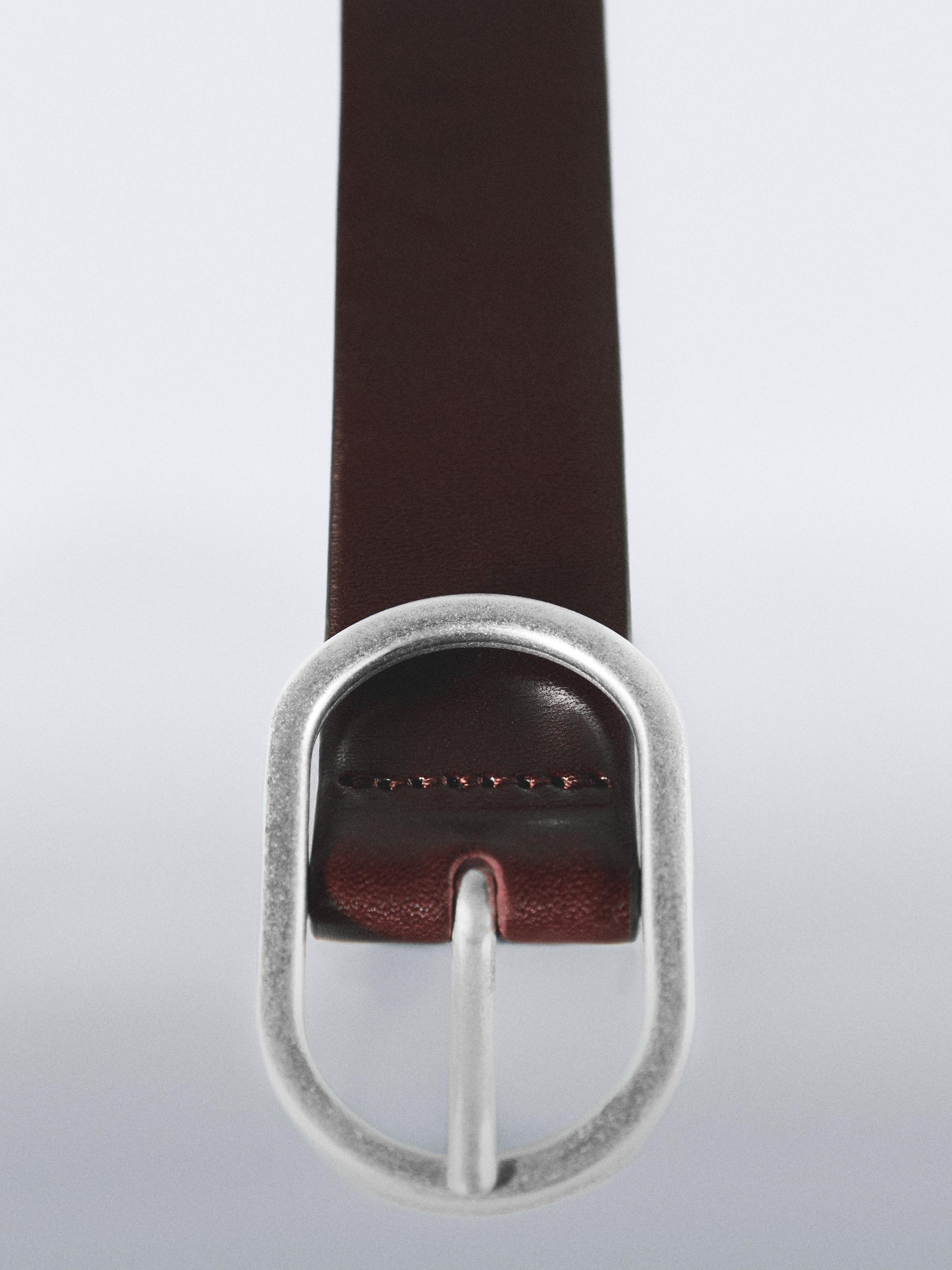 Nubuck leather belt with oval buckle