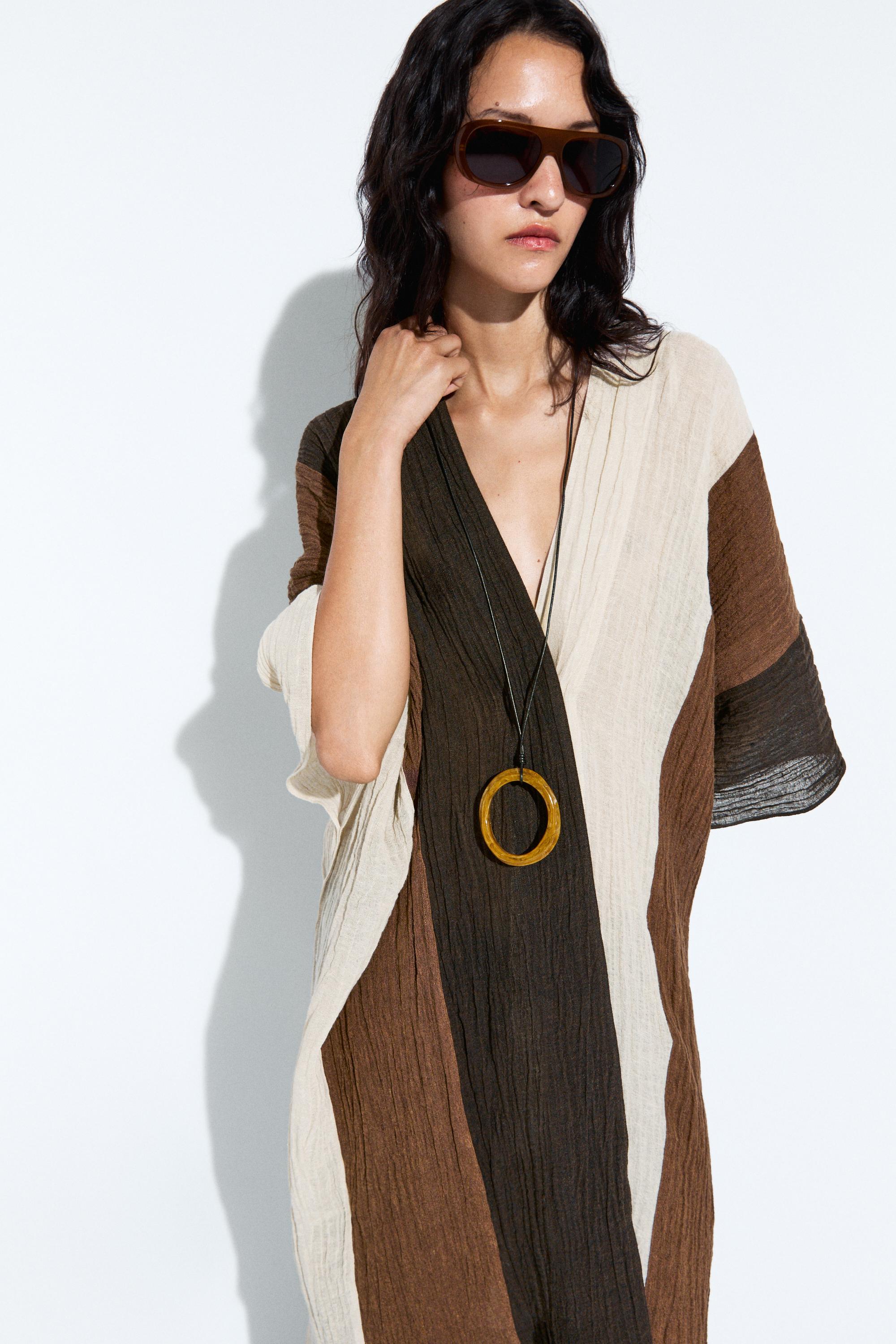 Textured tricolor linen blend kaftan