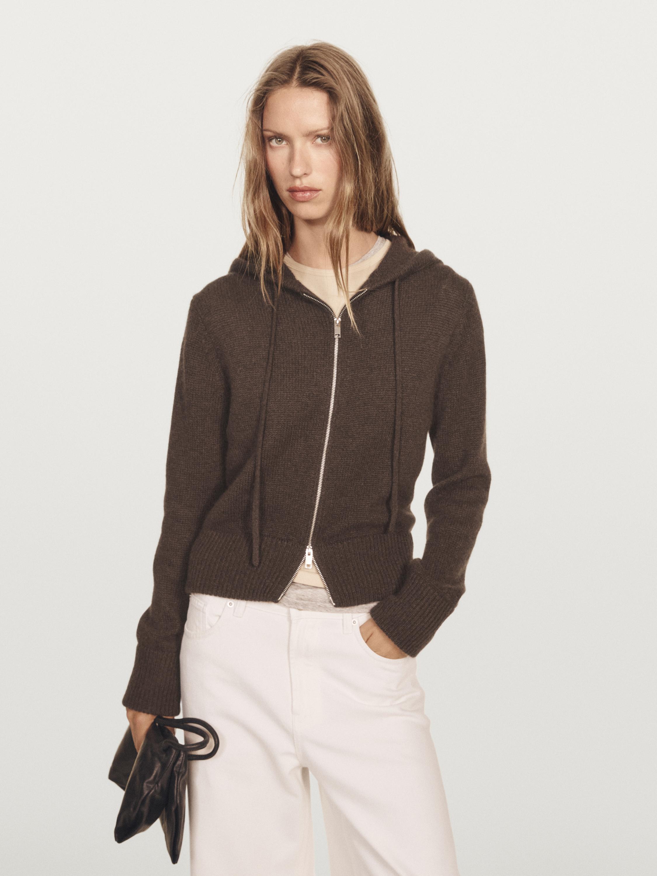 100% cashmere cardigan with hood