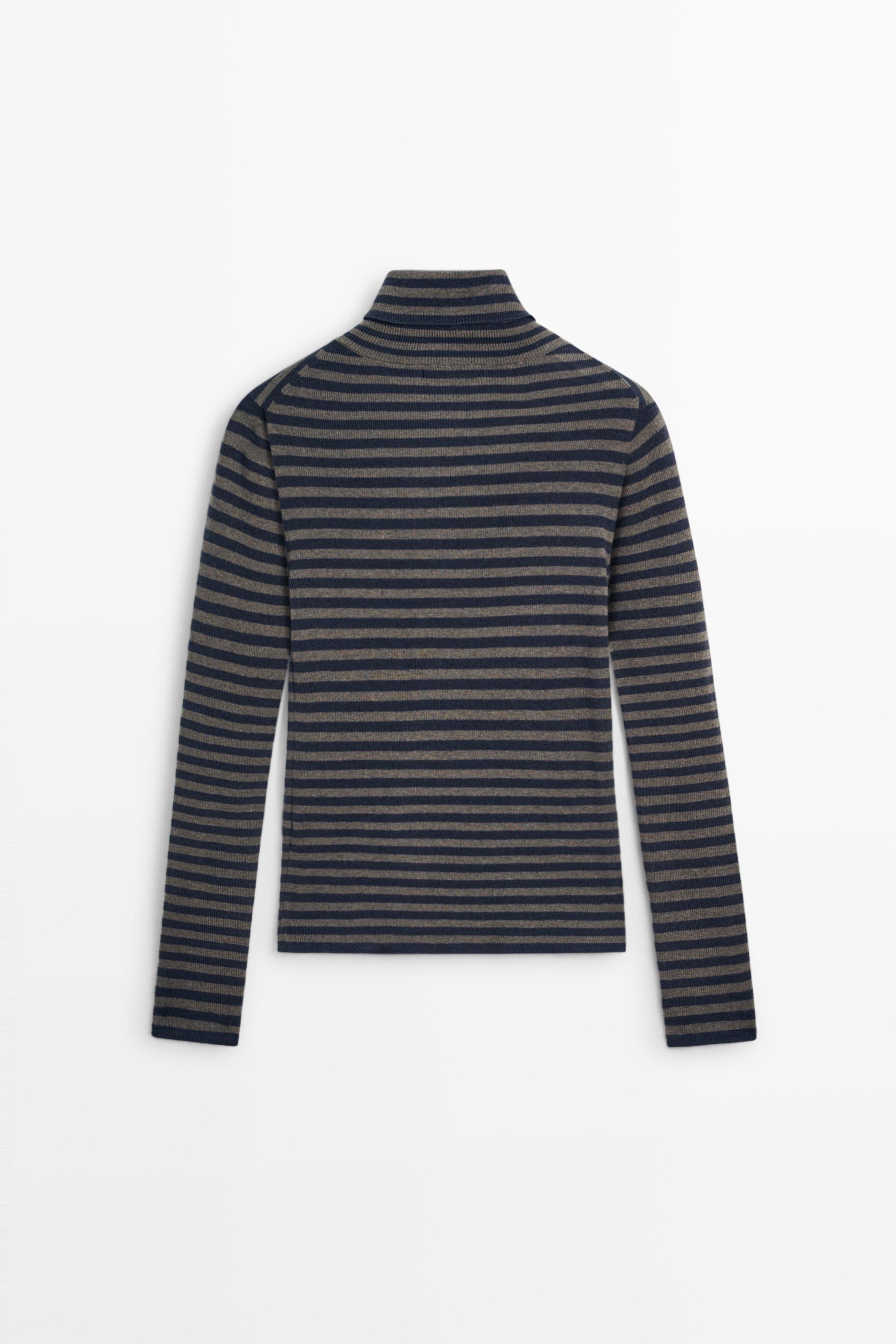 Striped turtleneck knit sweater — NAVY BLUE