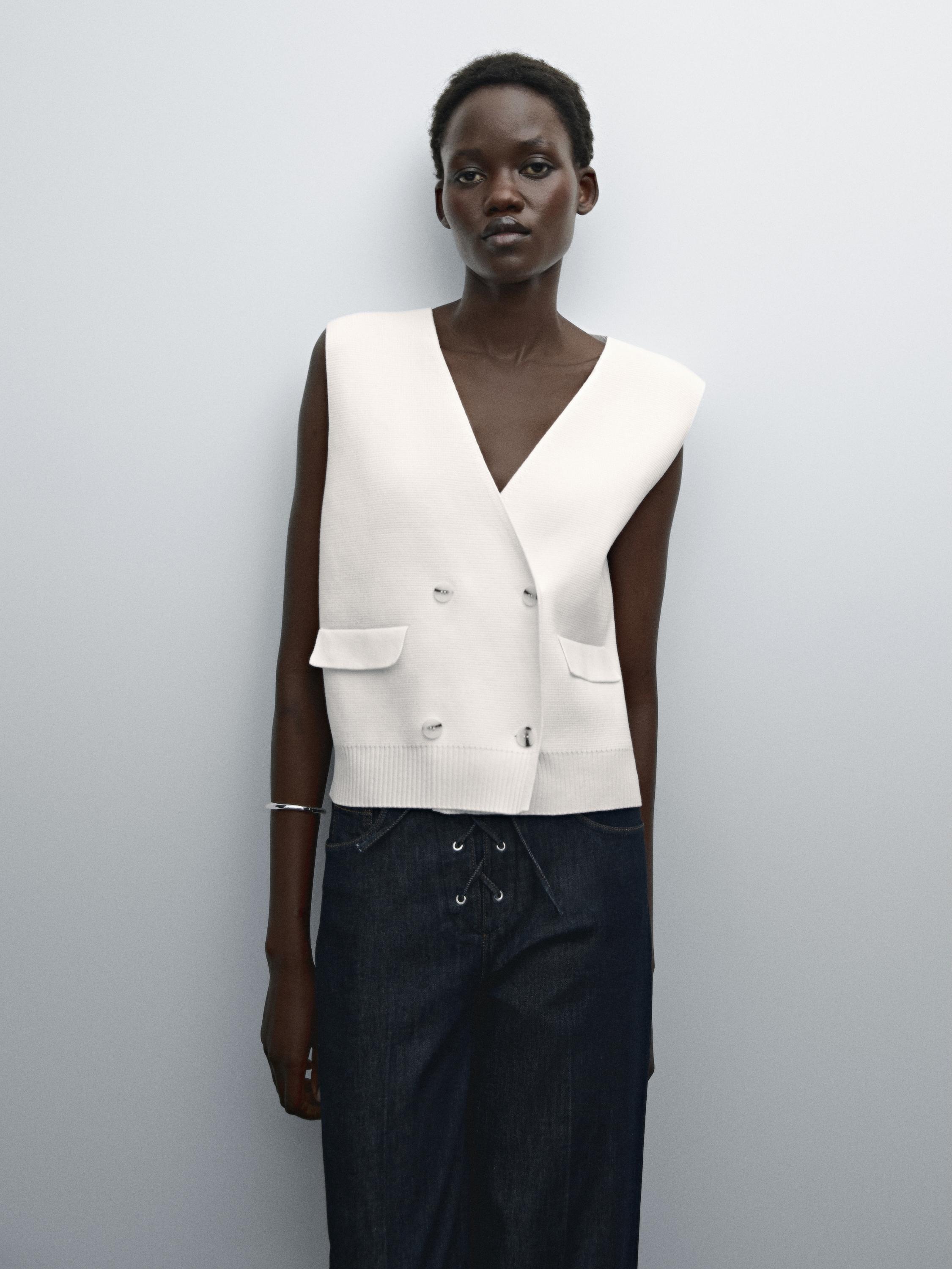 Kamizelka z dzianiny milano z dwoma rzędami guzików