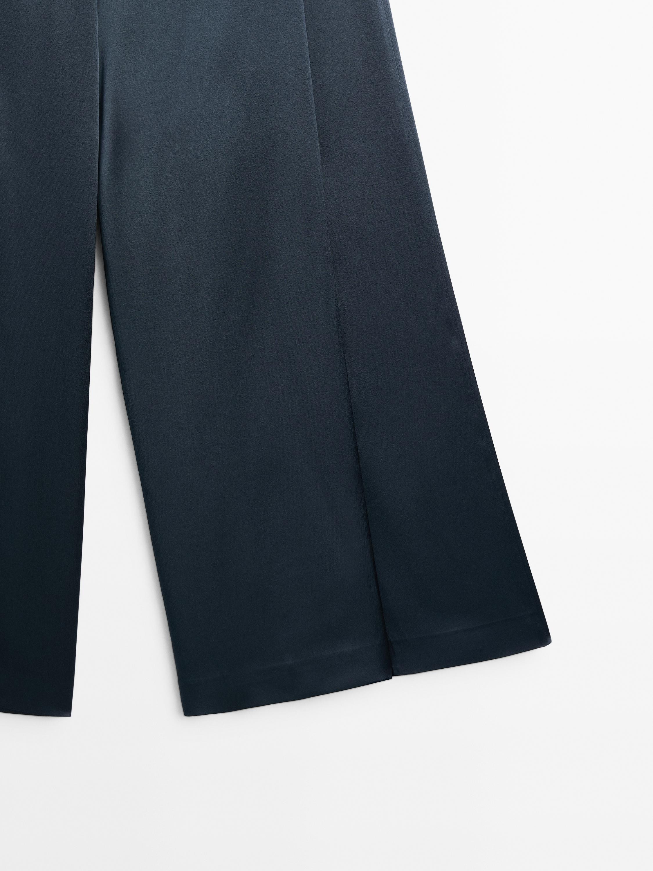 Pantalón ancho aberturas satinado