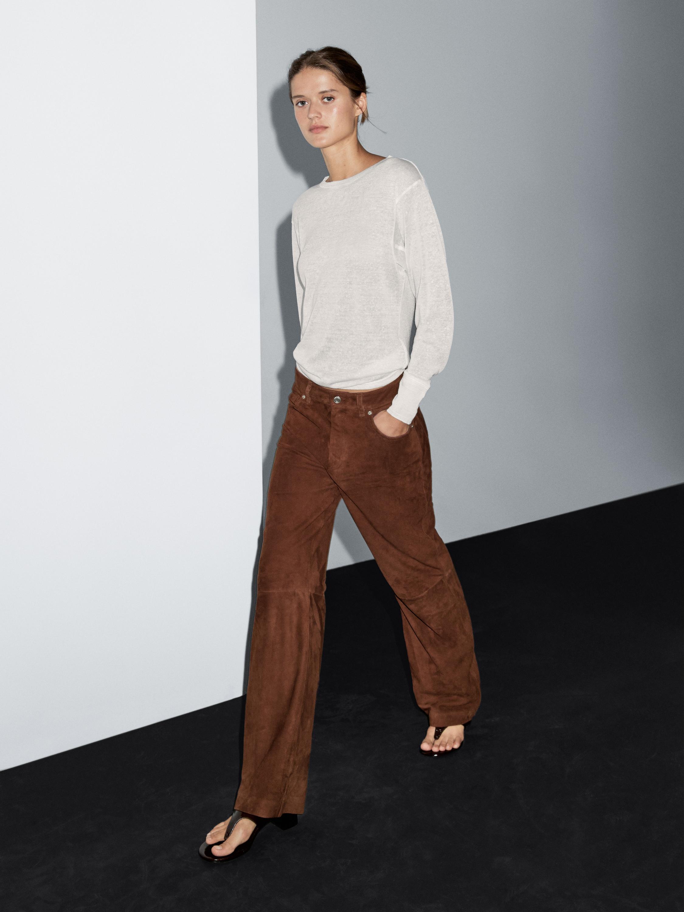 Pantalon en cuir finition daim