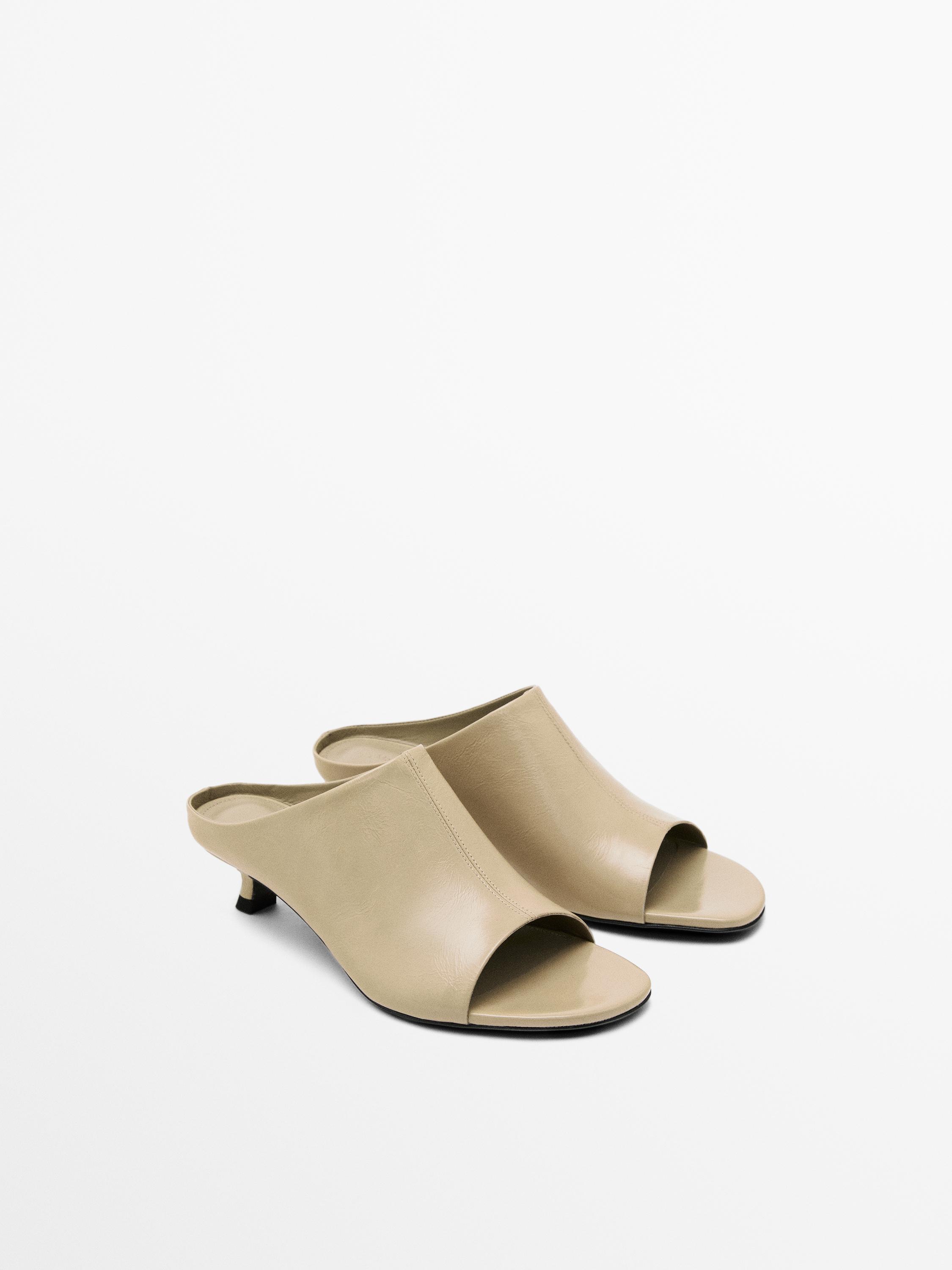 Sandales à talon en cuir souple