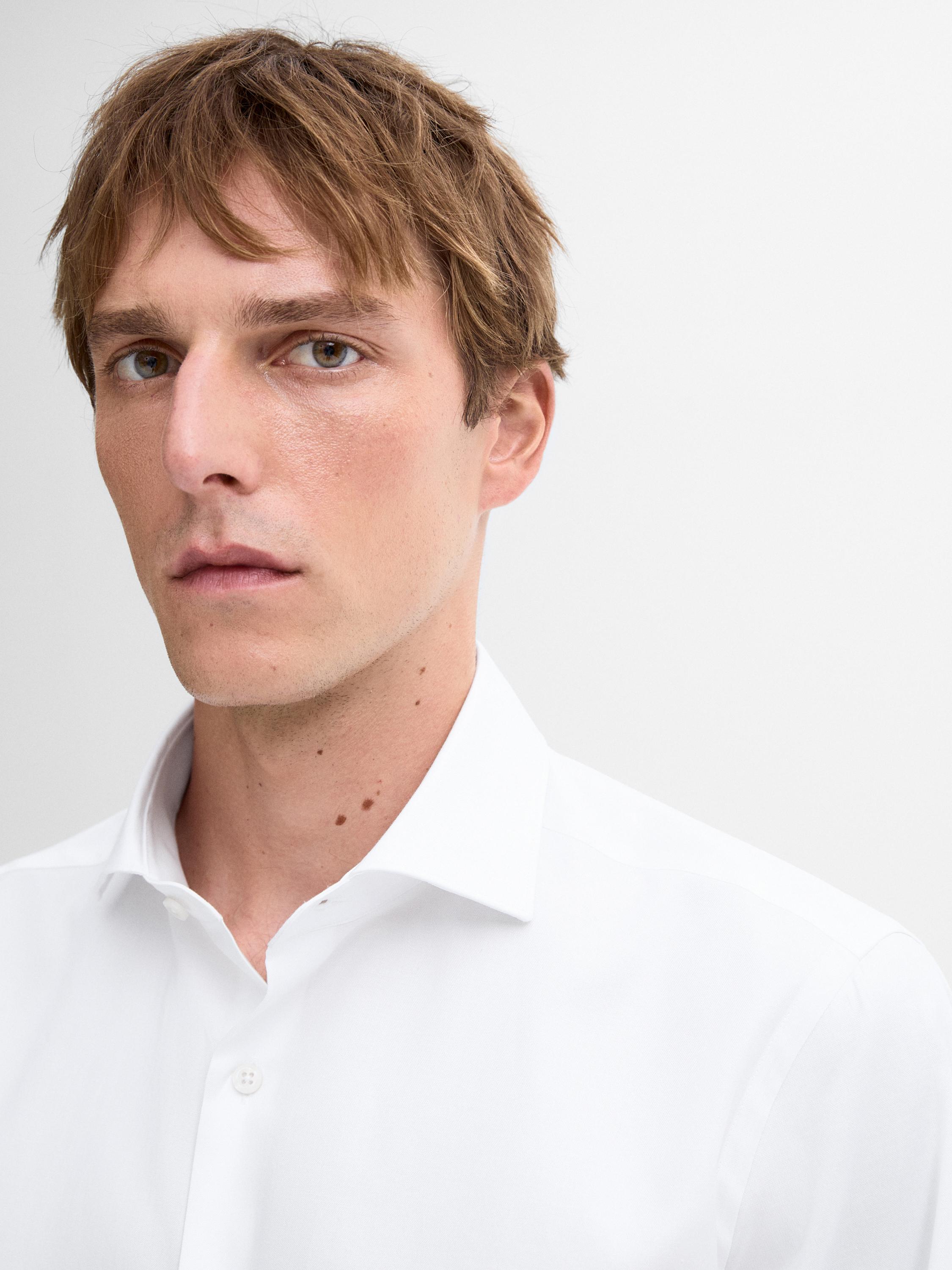 Hemd im Regular-Fit aus 100 % Baumwolle