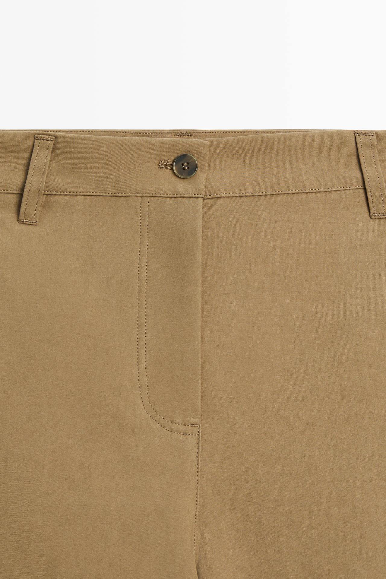 Barrel fit pants with side pleat detail — MOLE BROWN