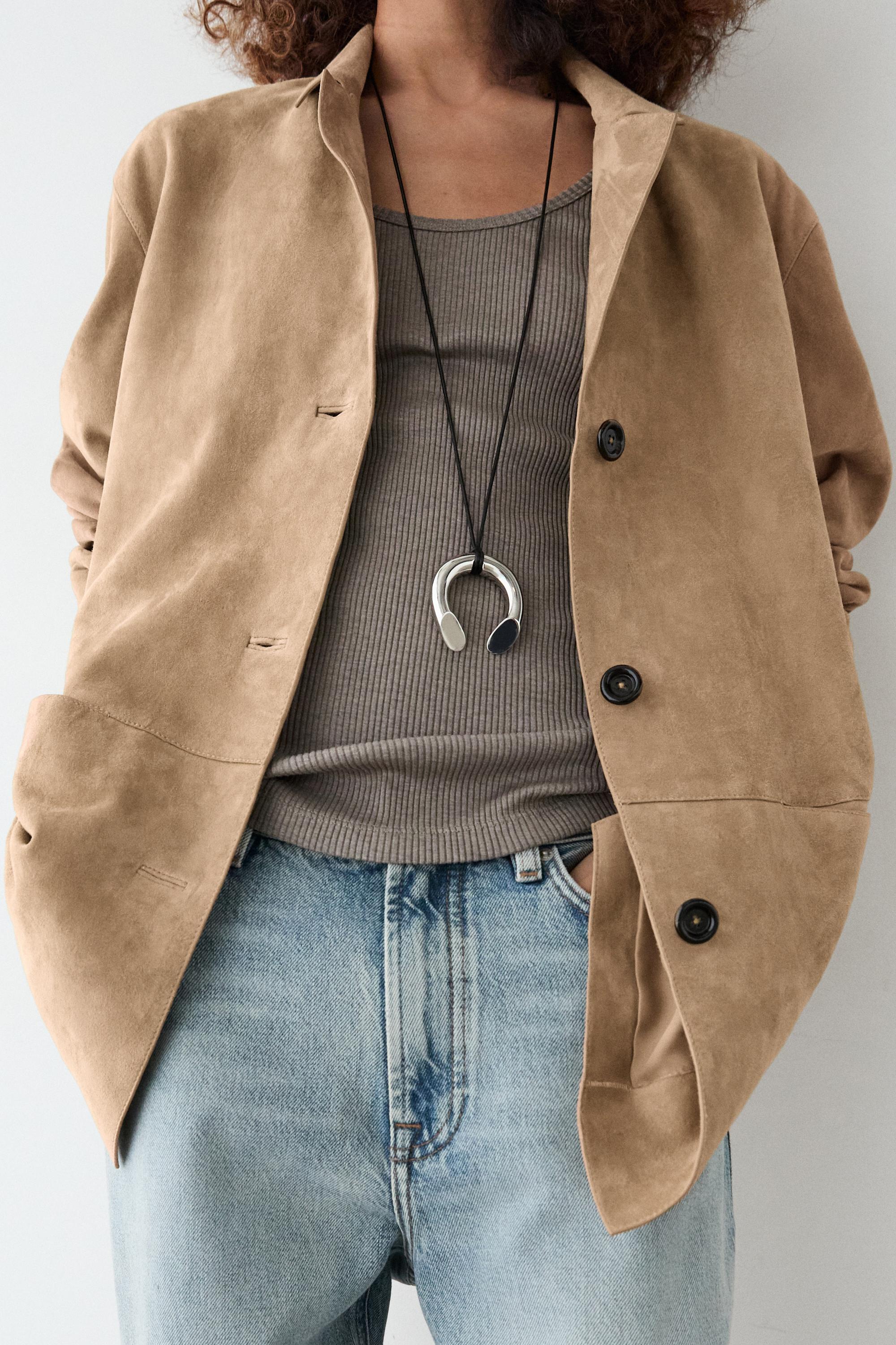 100% suede leather blazer with pocket details — SAND