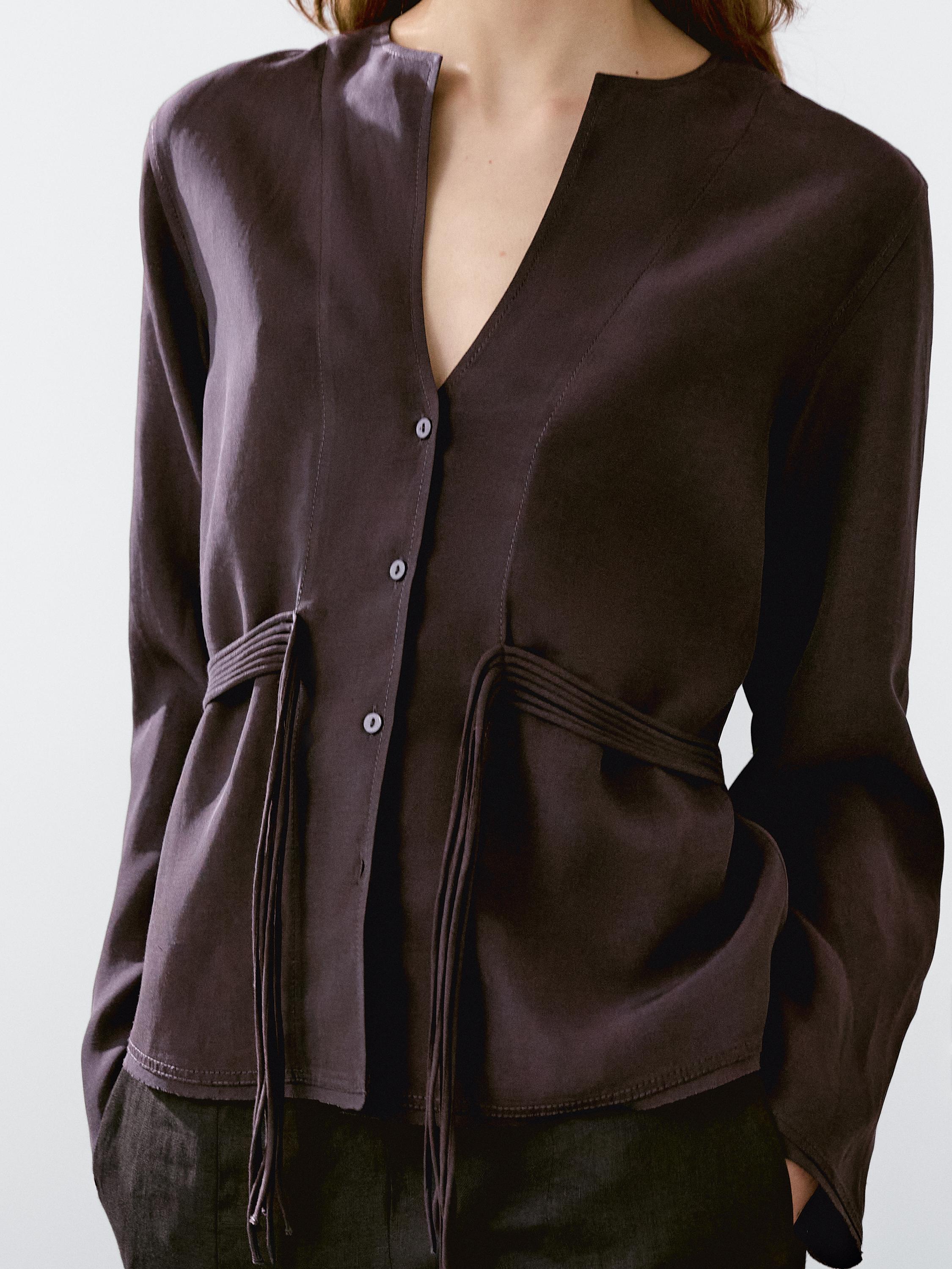 قميص فضفاض مفصل بحبل