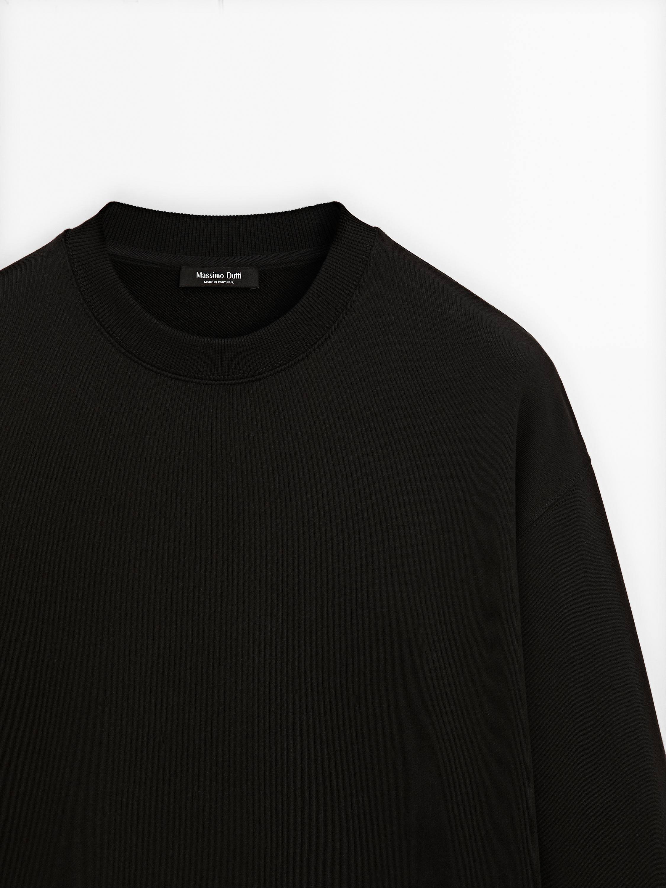Crewneck sweatshirt with cotton