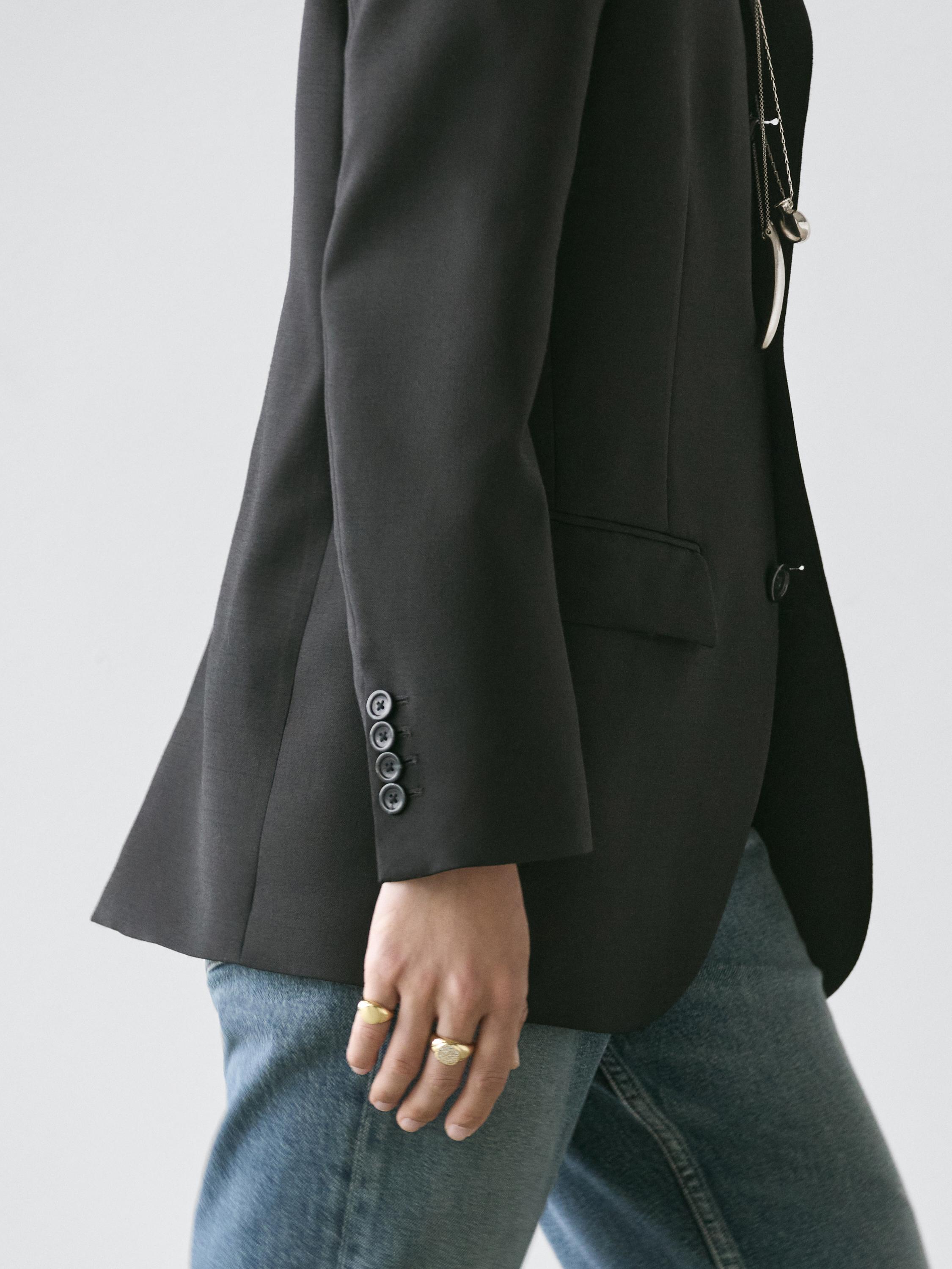100% wool three-button blazer — BLACK