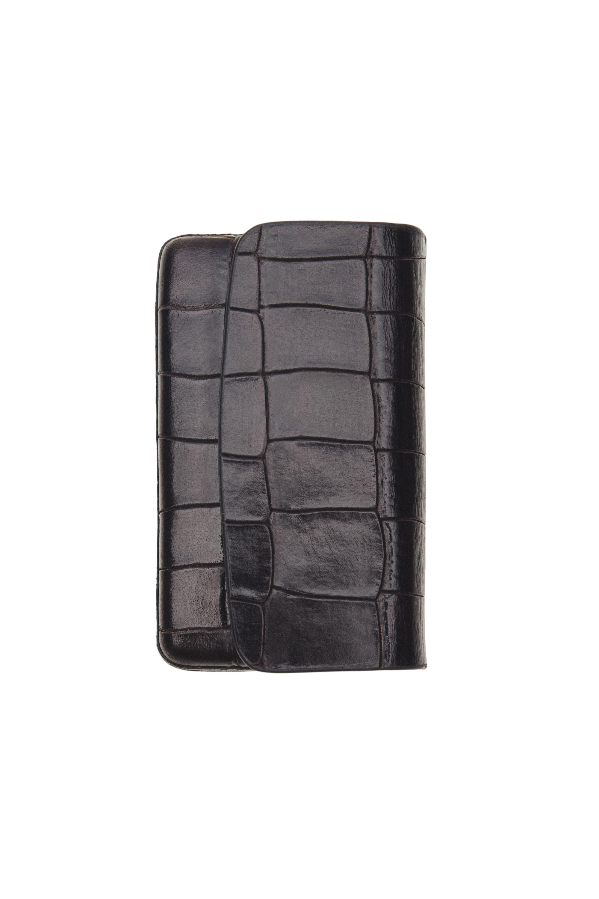 Crocodile-textured leather card holder — BROWN