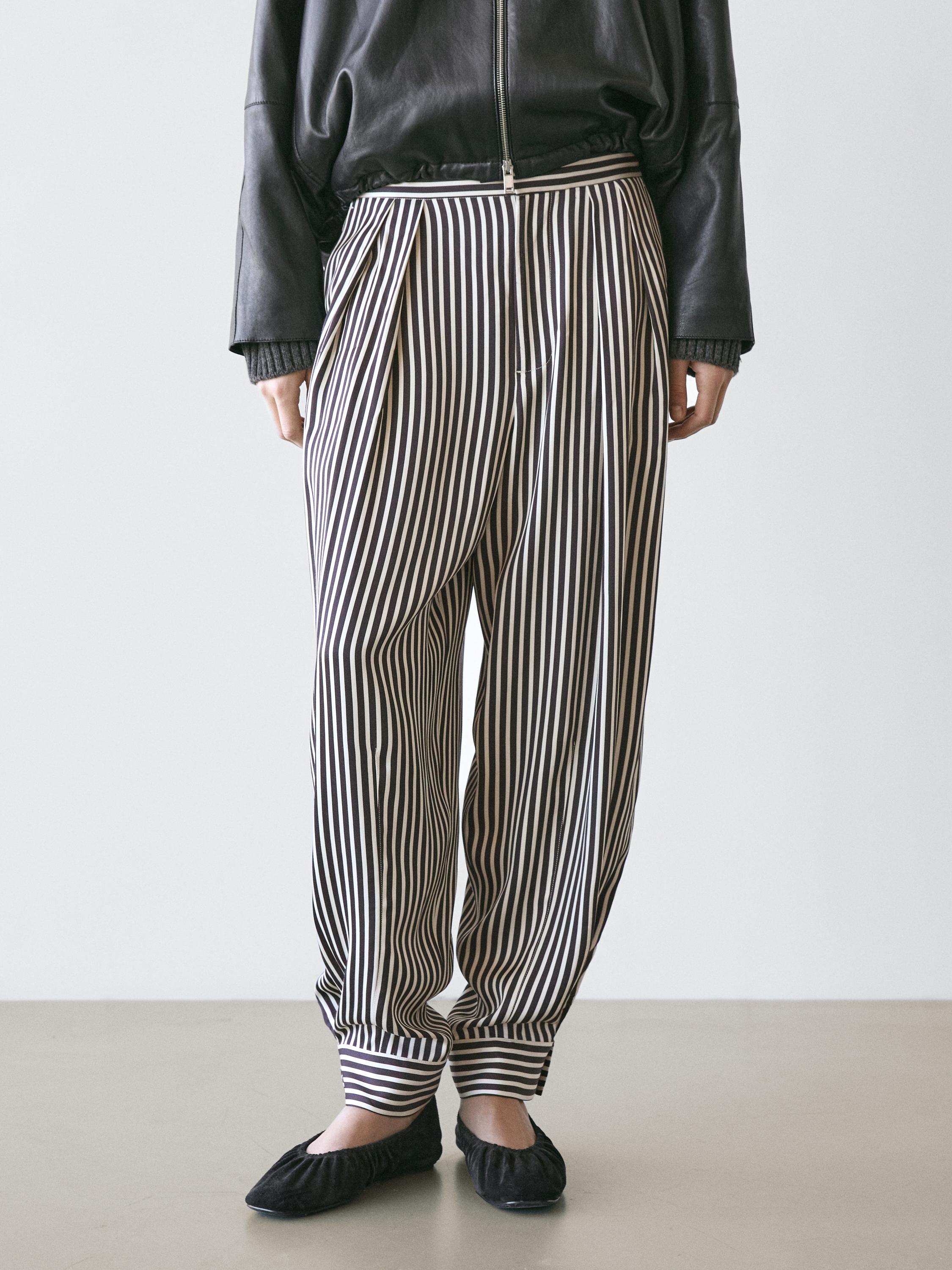Gestreepte pofbroek met bandplooi