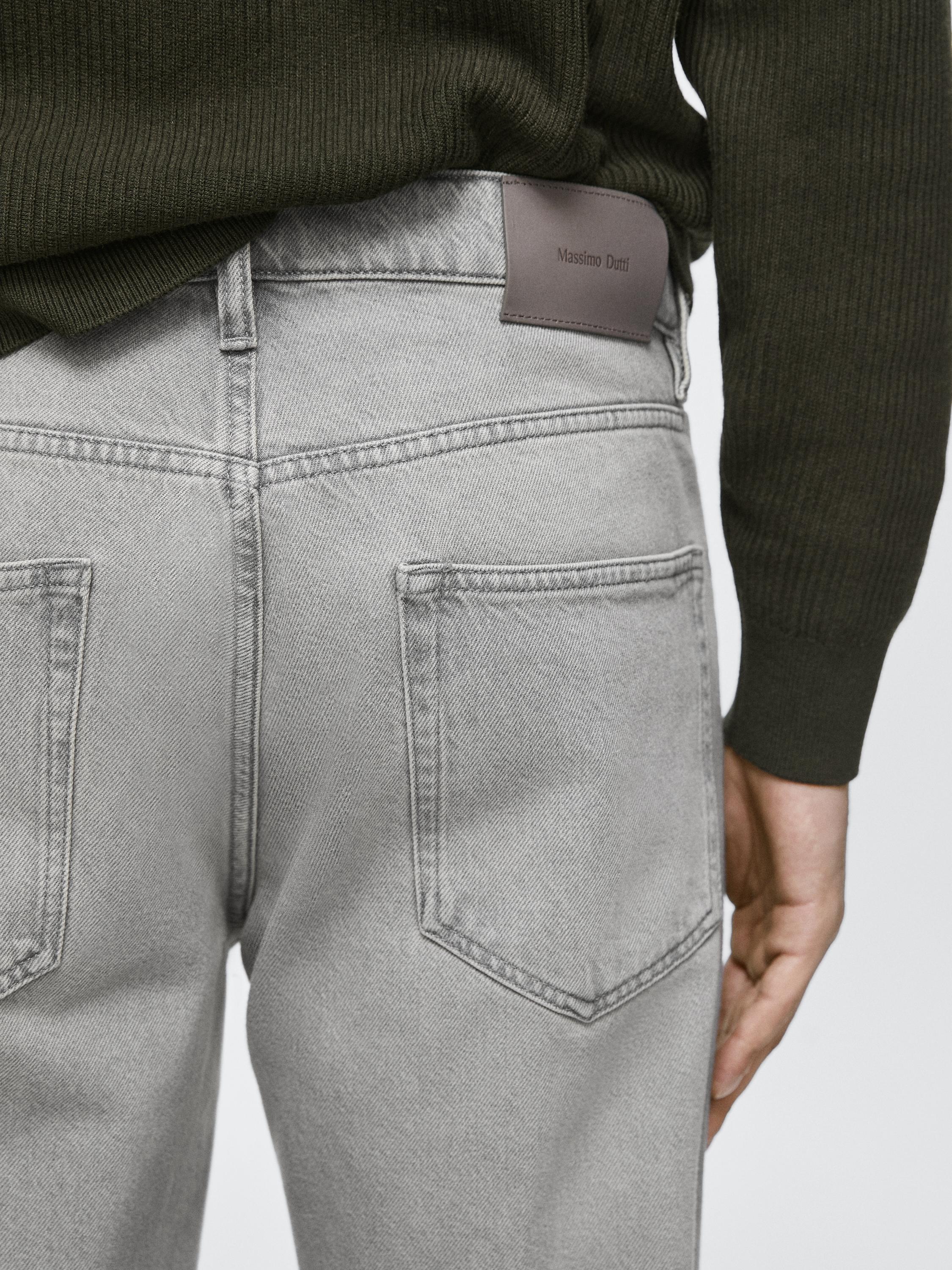 Tapered fit jeans — GREY