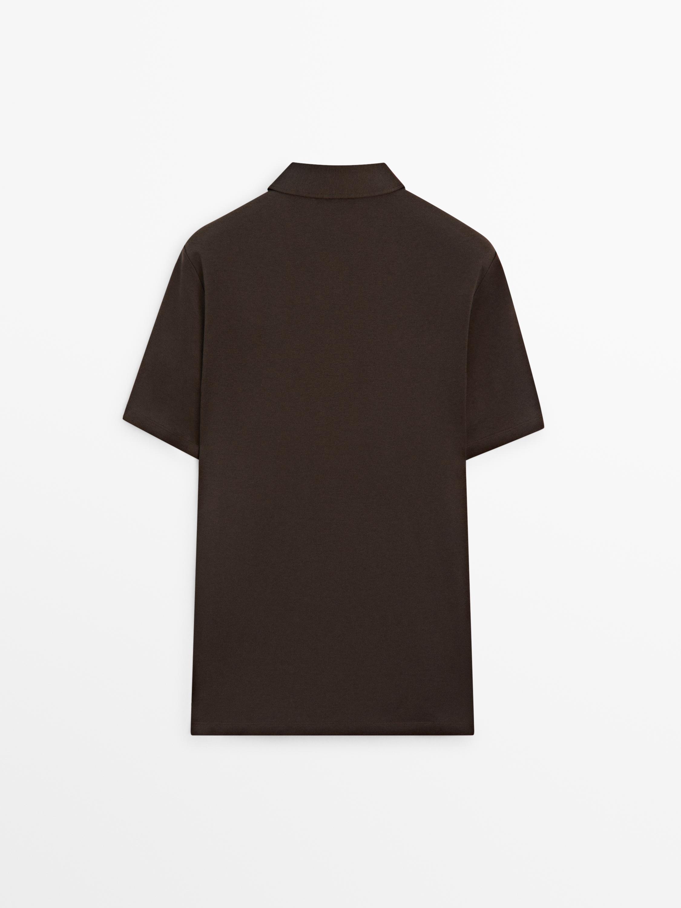 Short sleeve polo shirt with zip detail — Chocolate