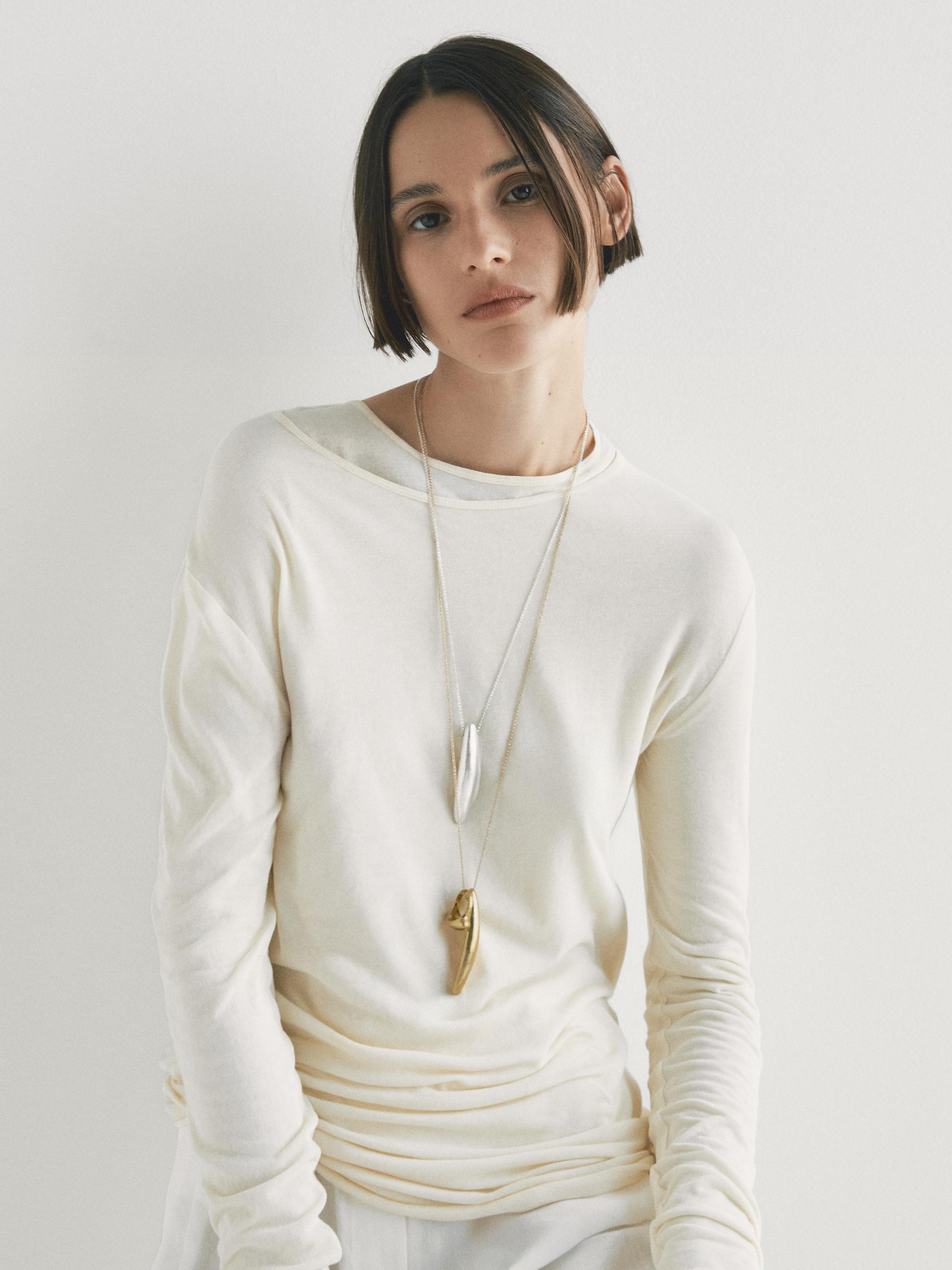 Hazelnut pendant