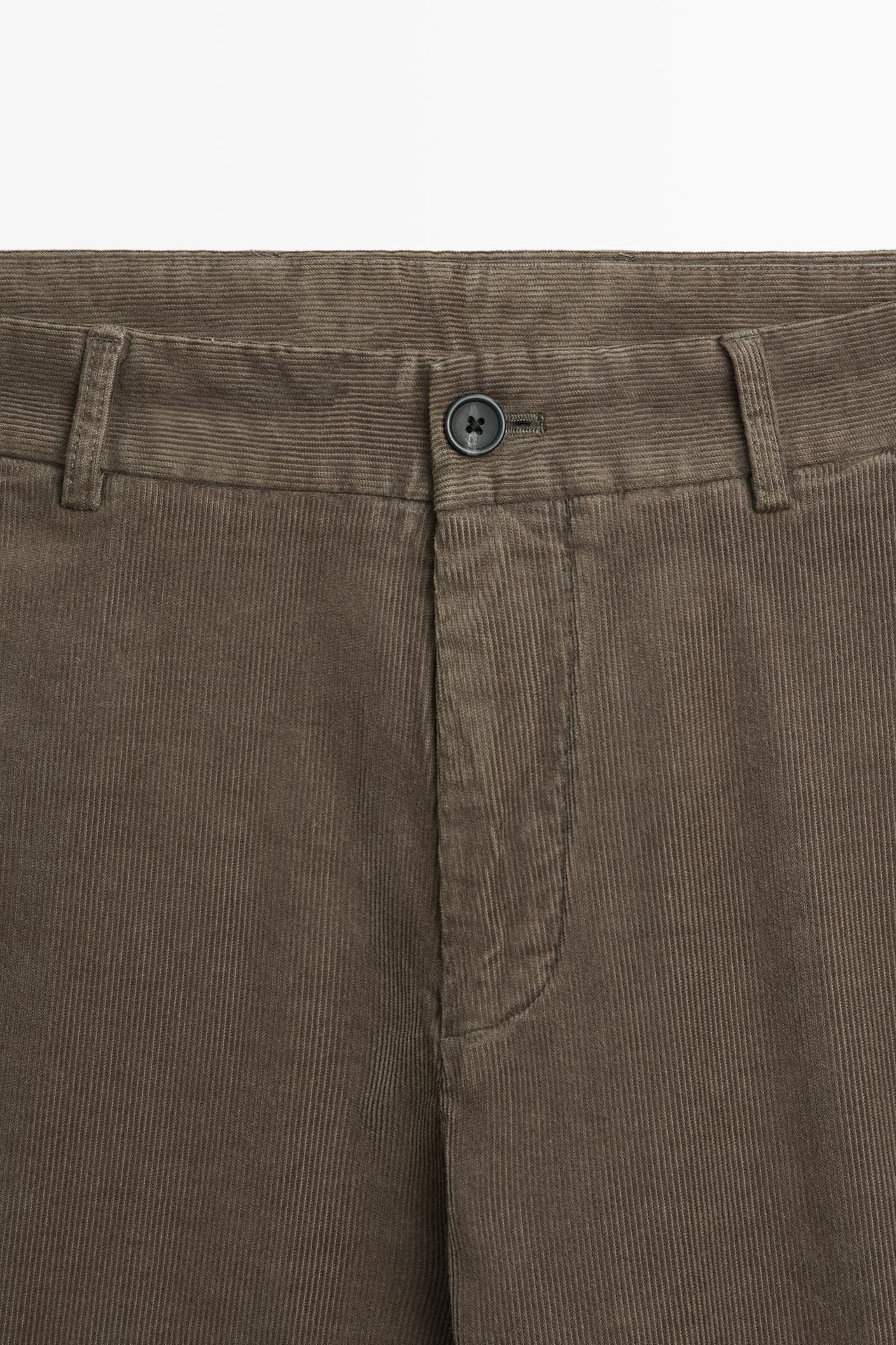 Slim fit corduroy pants — GREEN